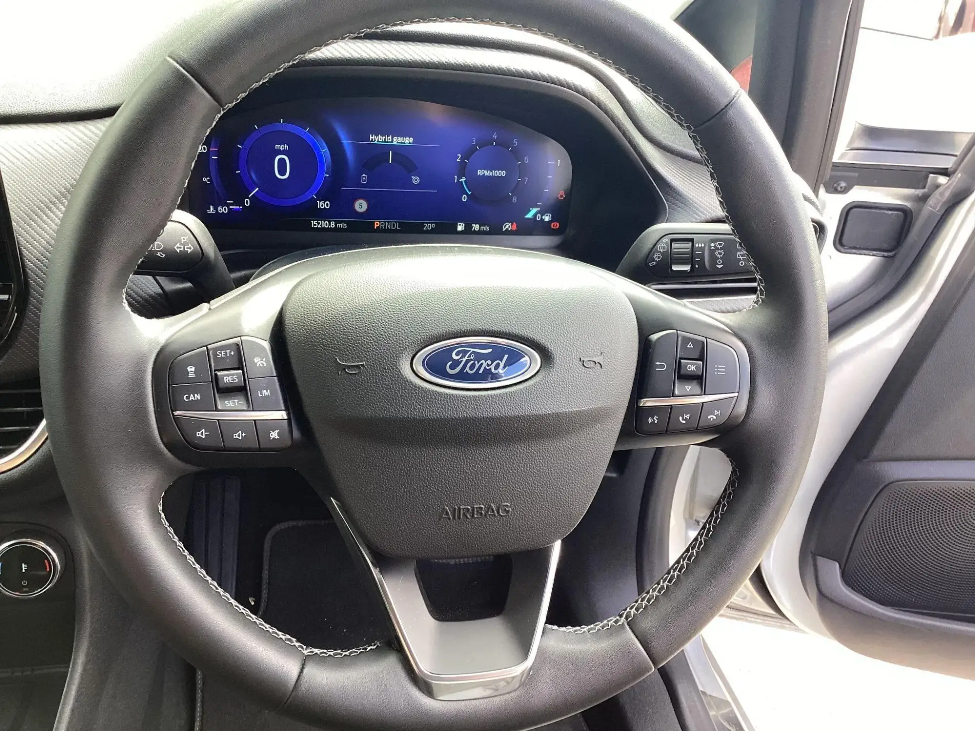 Ford Fiesta Image 21