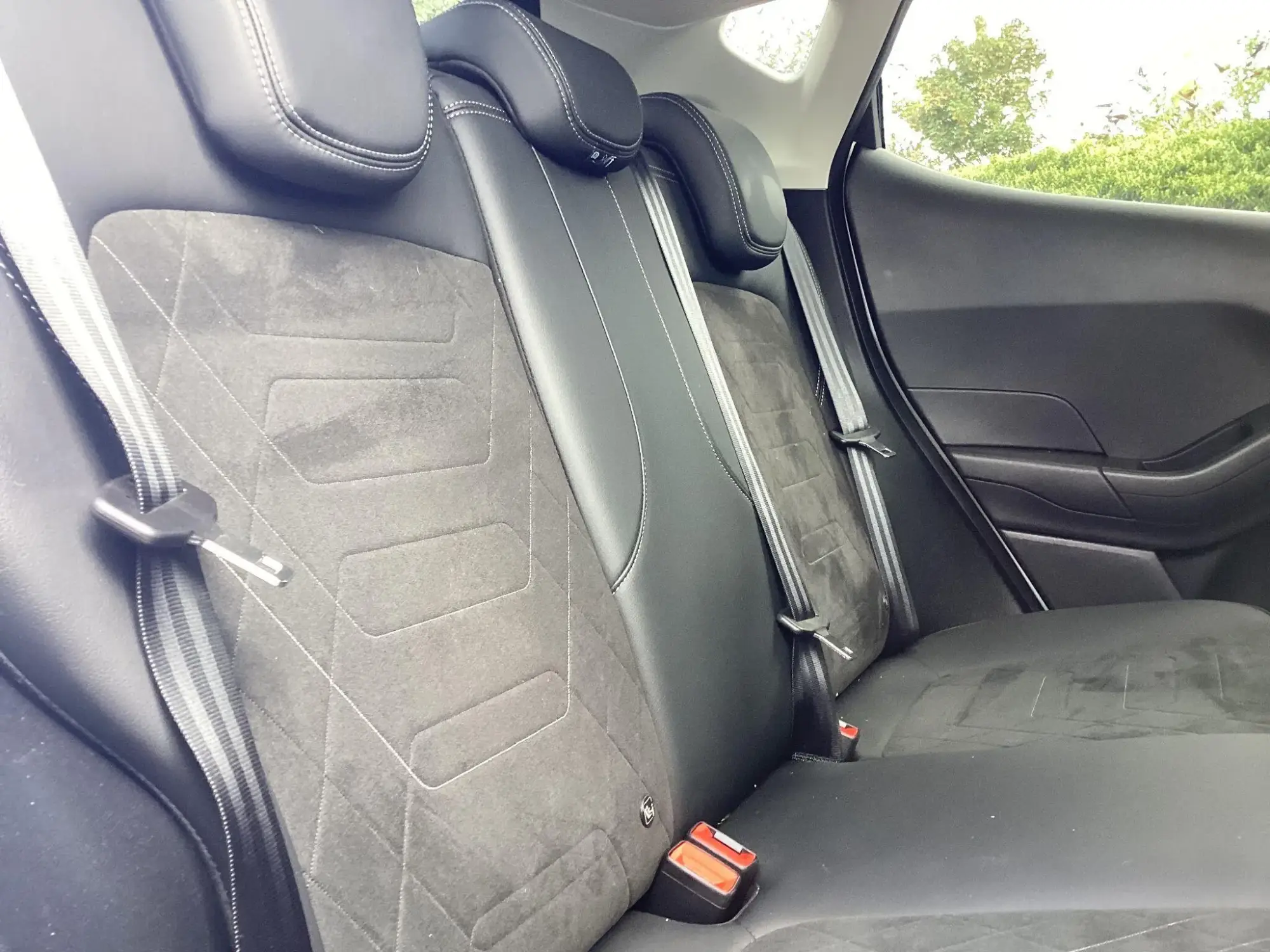 Ford Fiesta Image 37