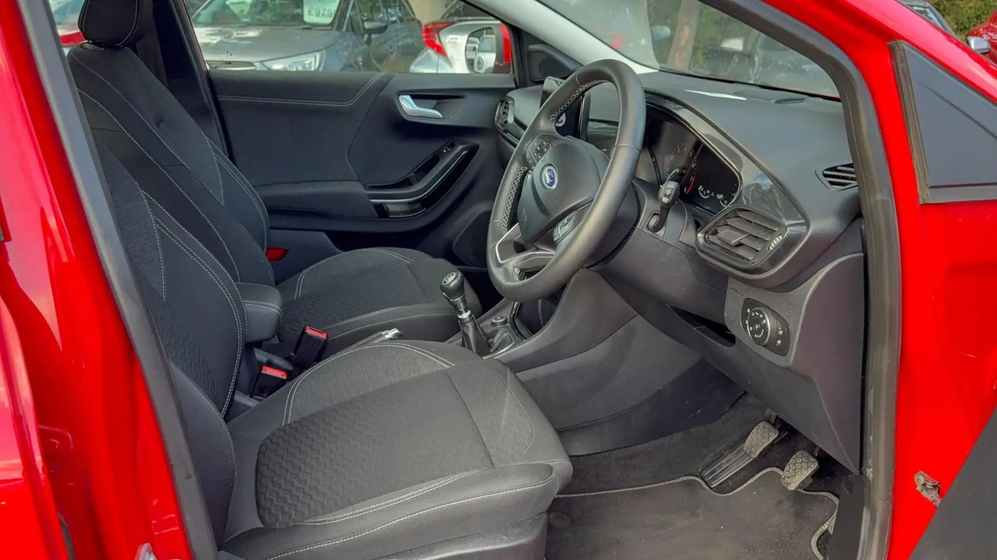 Ford Puma Image 12