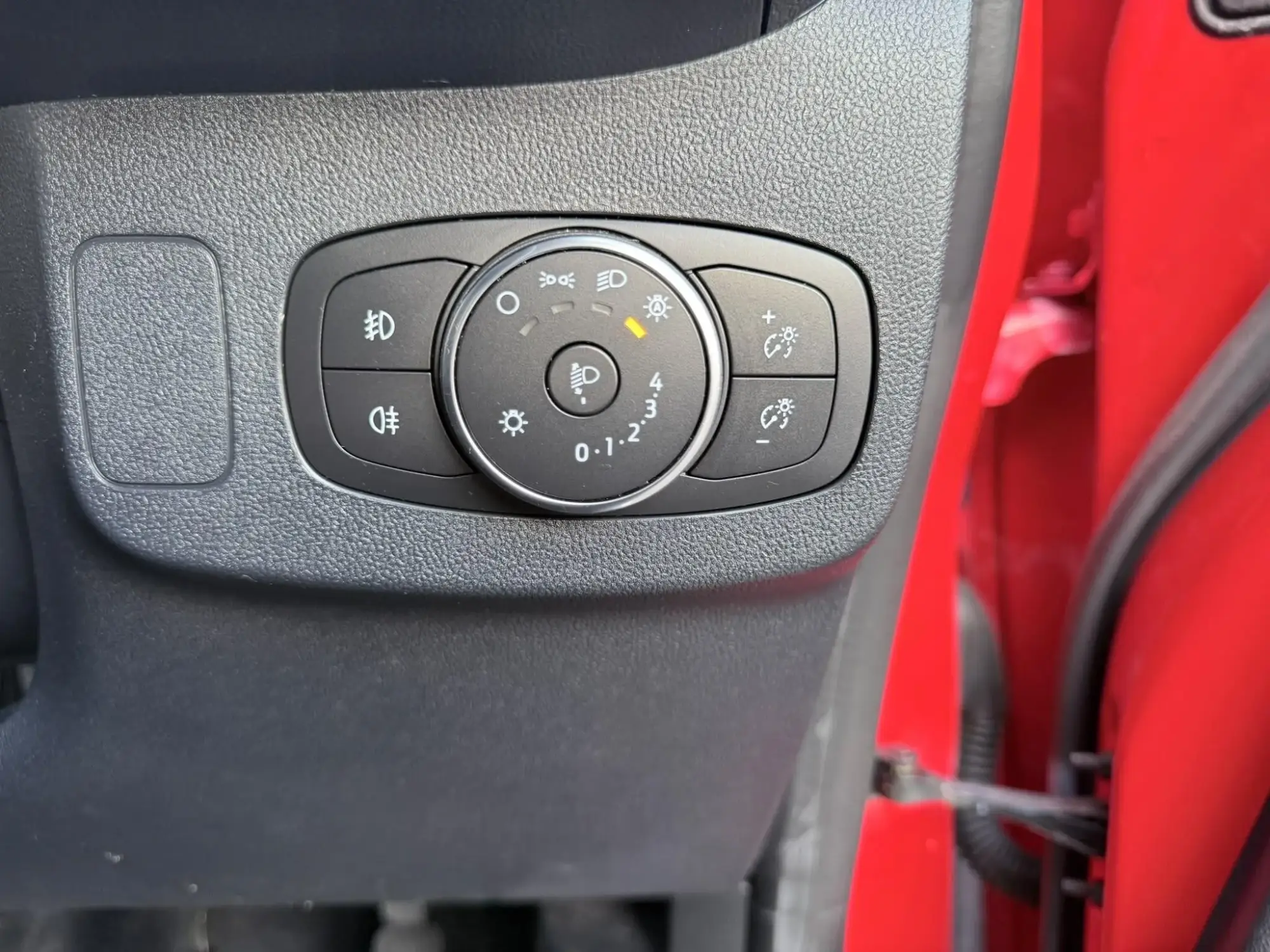 Ford Puma Image 18