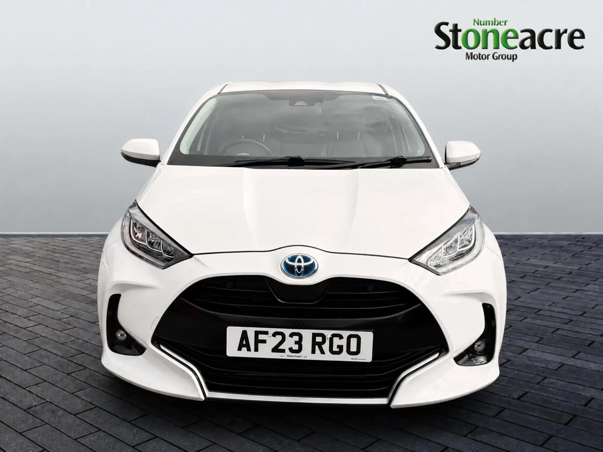 Toyota Yaris Hybrid 1.5 Hybrid Excel 5dr CVT AF23RGO Image 2