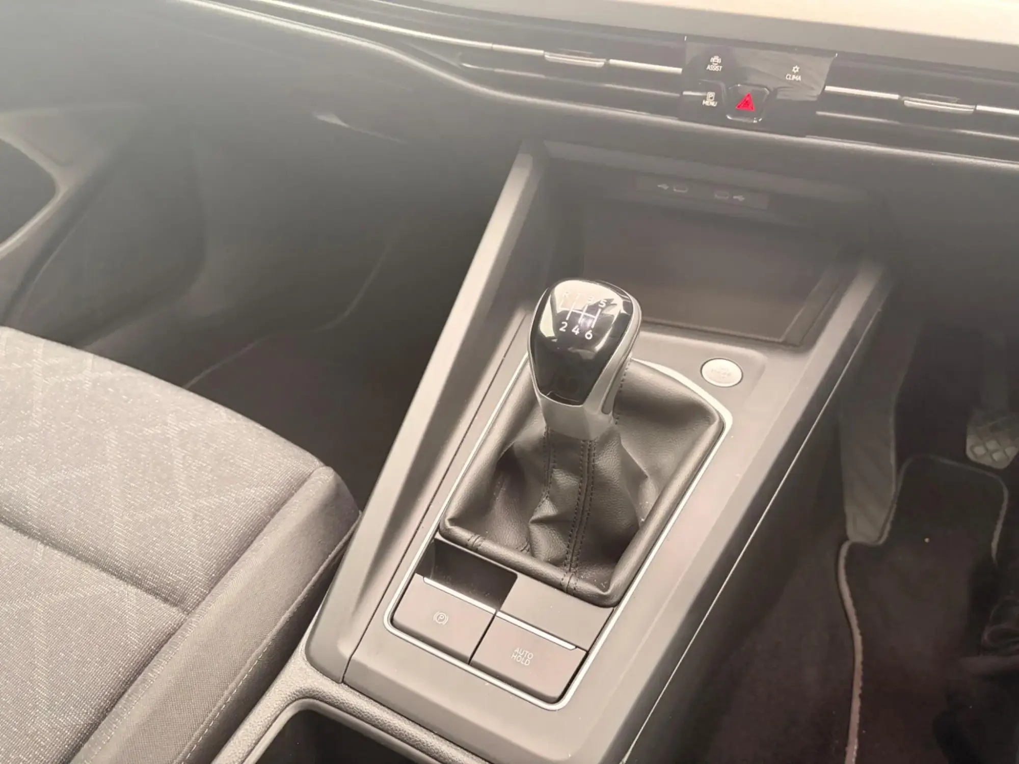 Volkswagen Golf Image 7