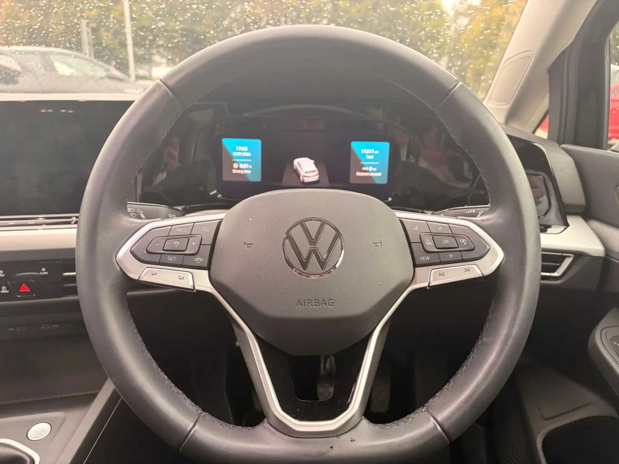 Volkswagen Golf Image 18