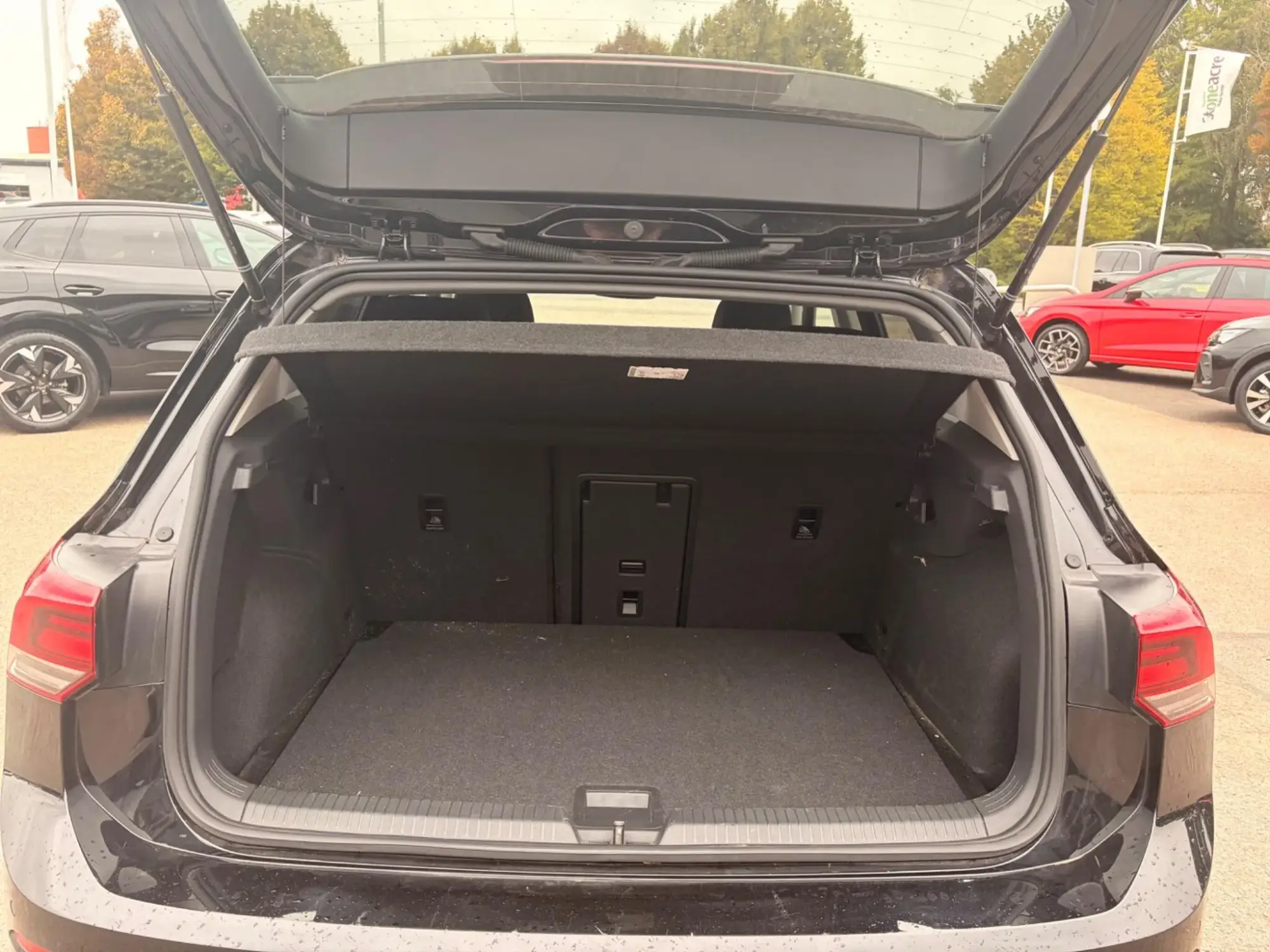 Volkswagen Golf Image 17