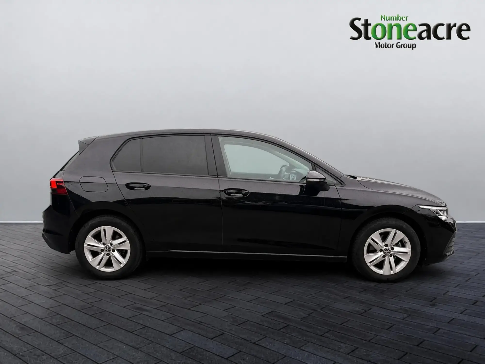 Volkswagen Golf Image 6