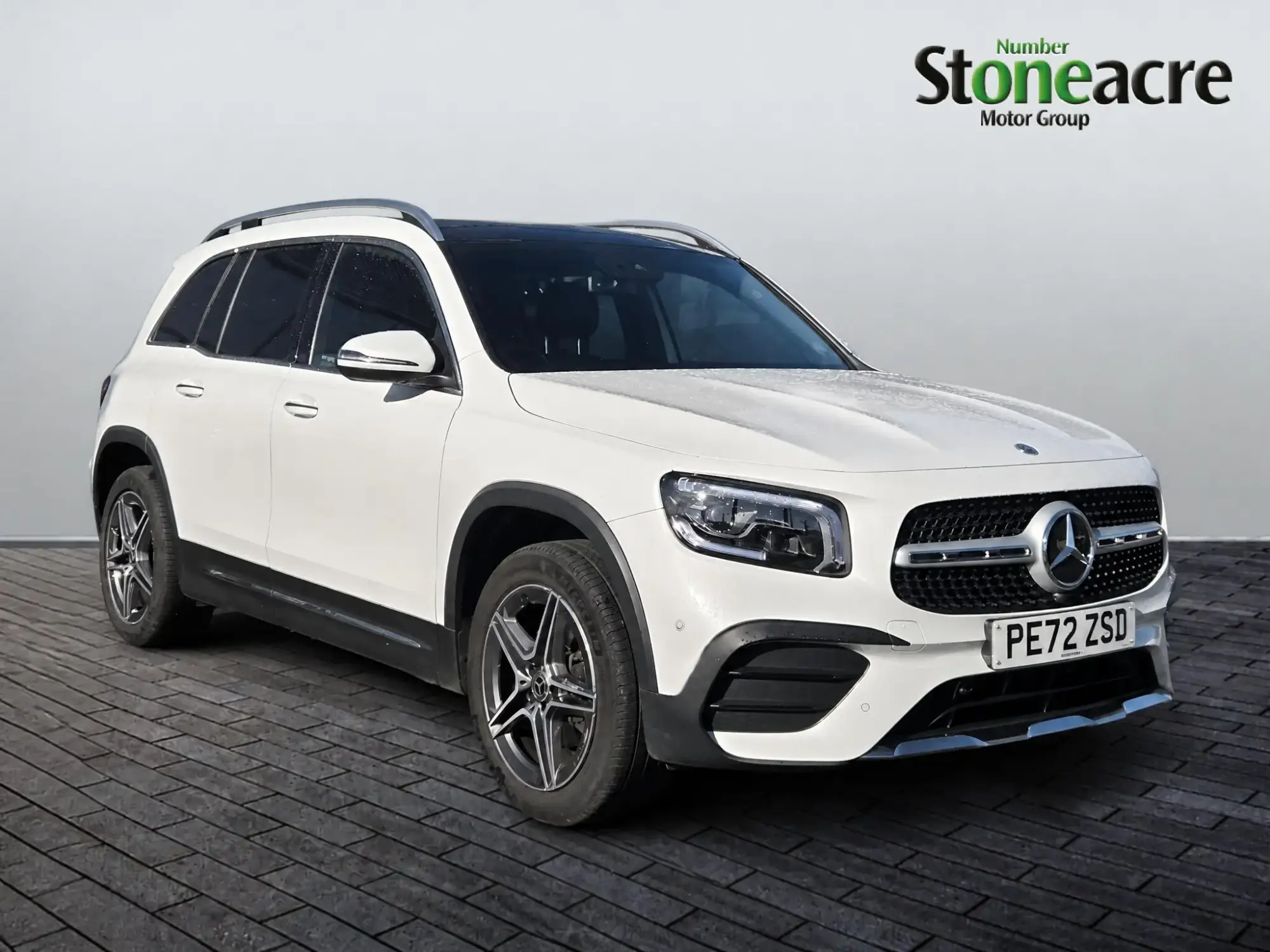 Mercedes-Benz GLB Image 1