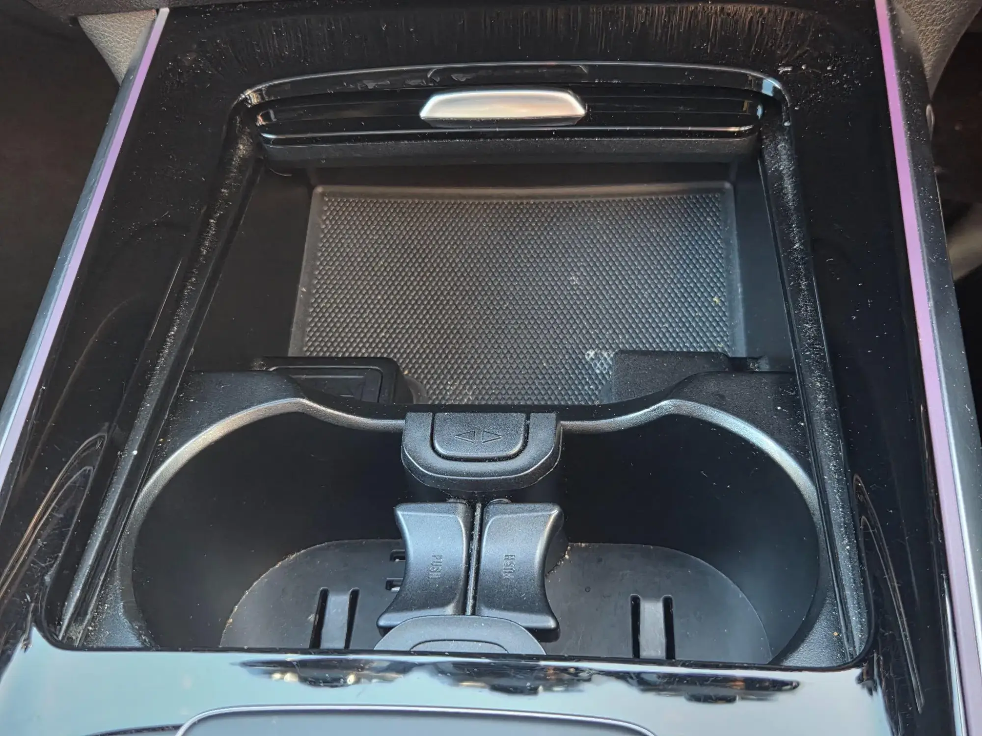 Mercedes-Benz GLB Image 40