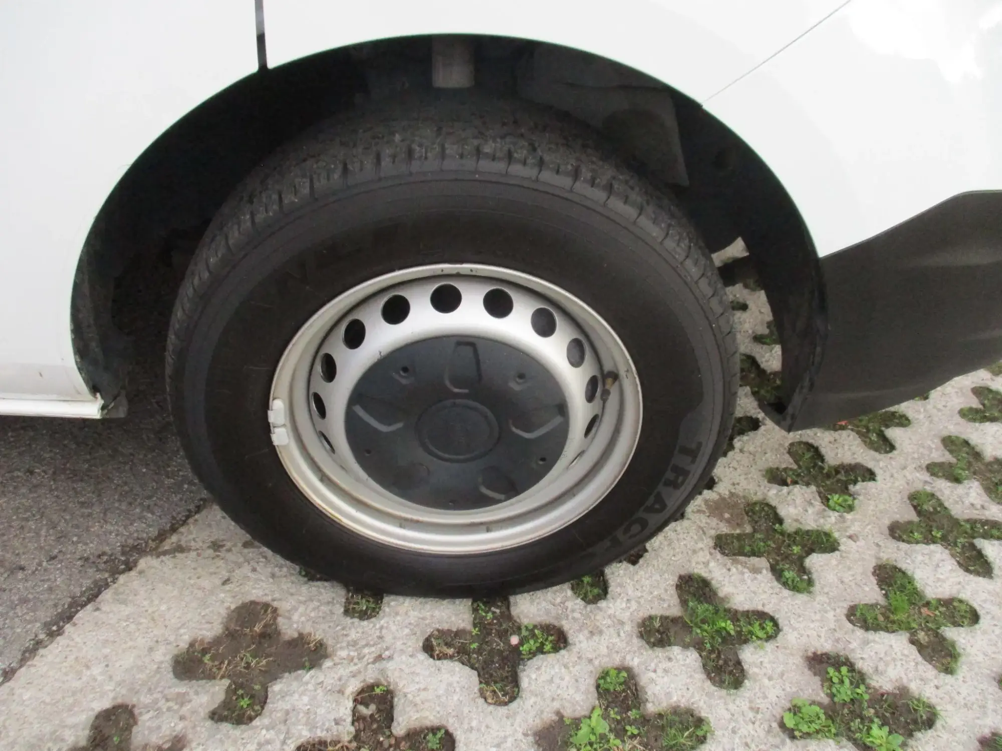 Ford Transit Custom Image 9