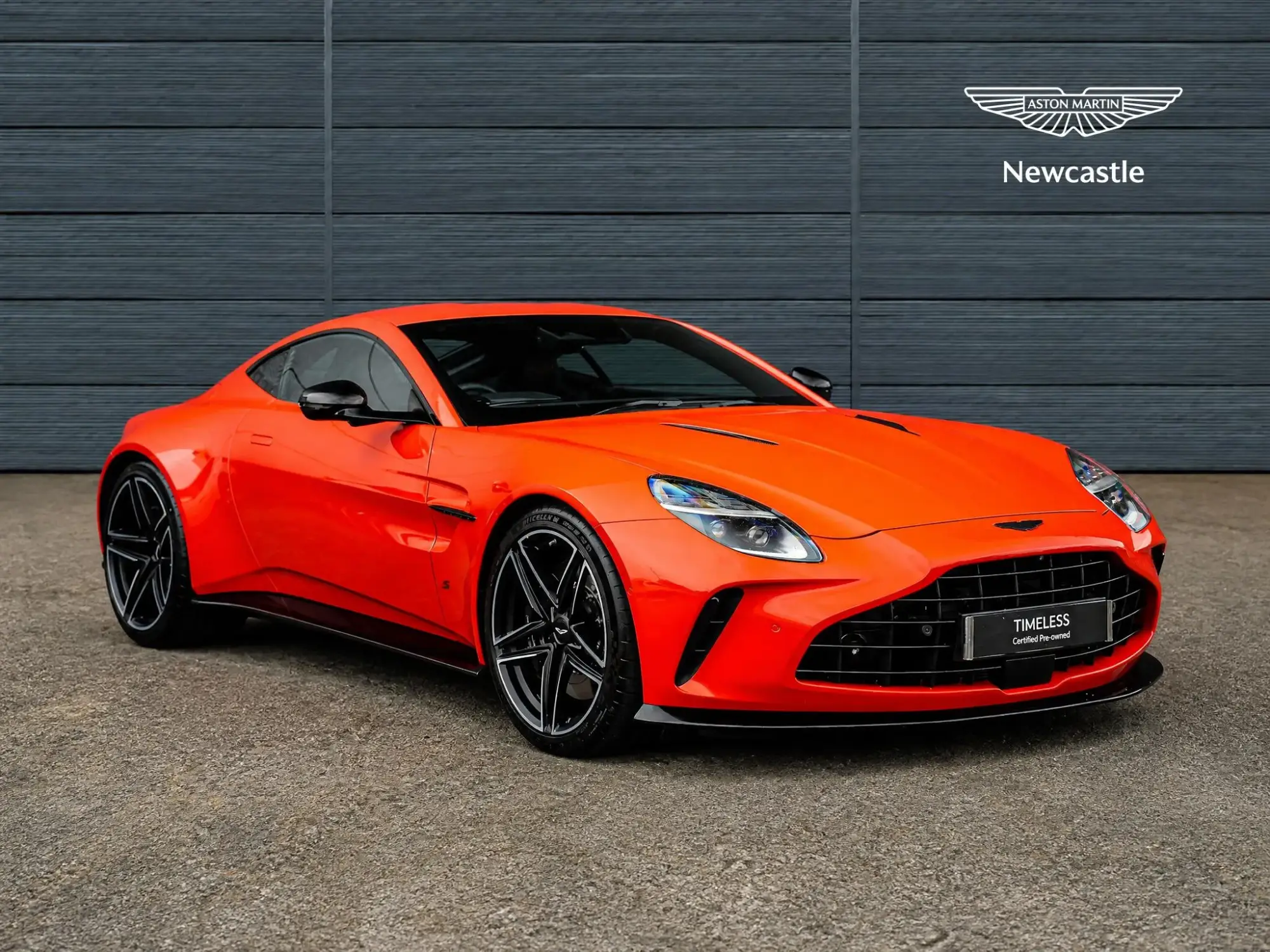 Aston Martin Vantage Image 1 Aston Martin Vantage Image 1