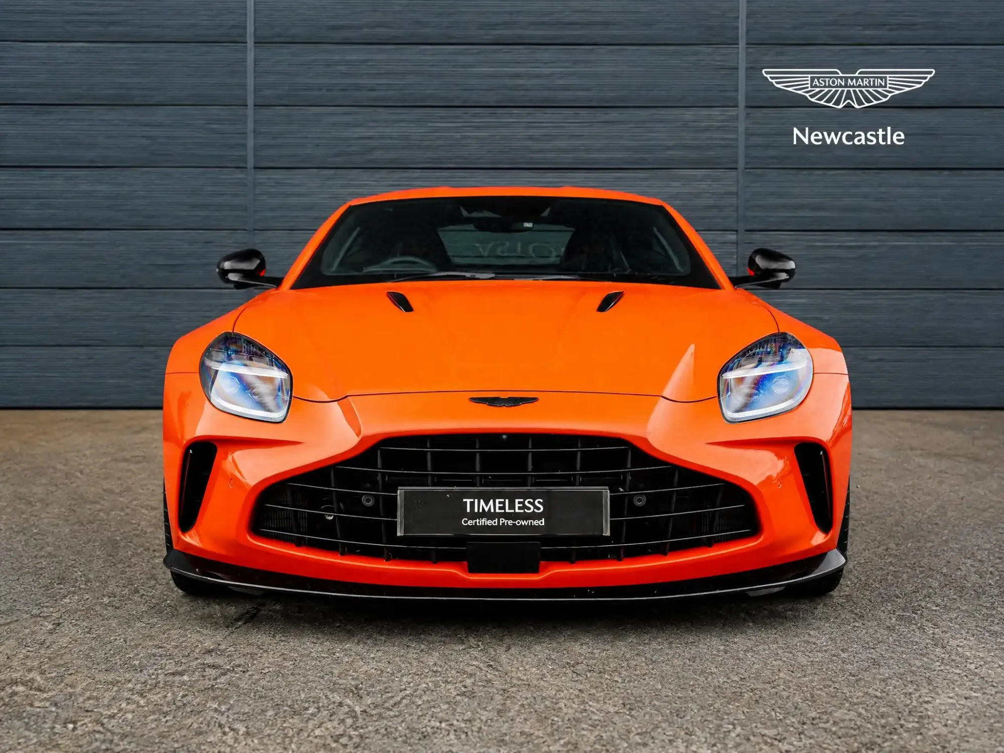 Aston Martin Vantage Image 2 Aston Martin Vantage Image 2