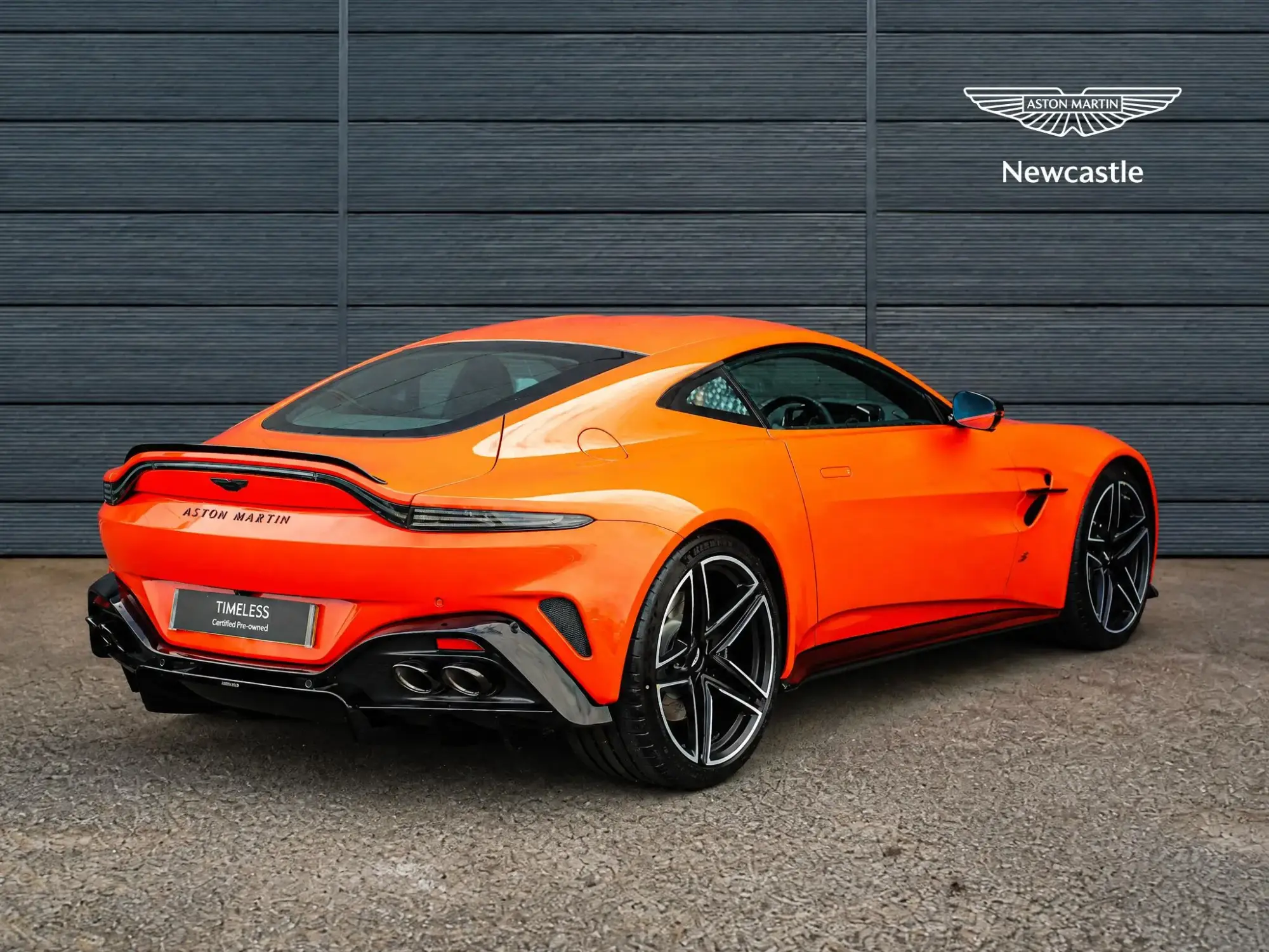 Aston Martin Vantage Image 6 Aston Martin Vantage Image 6