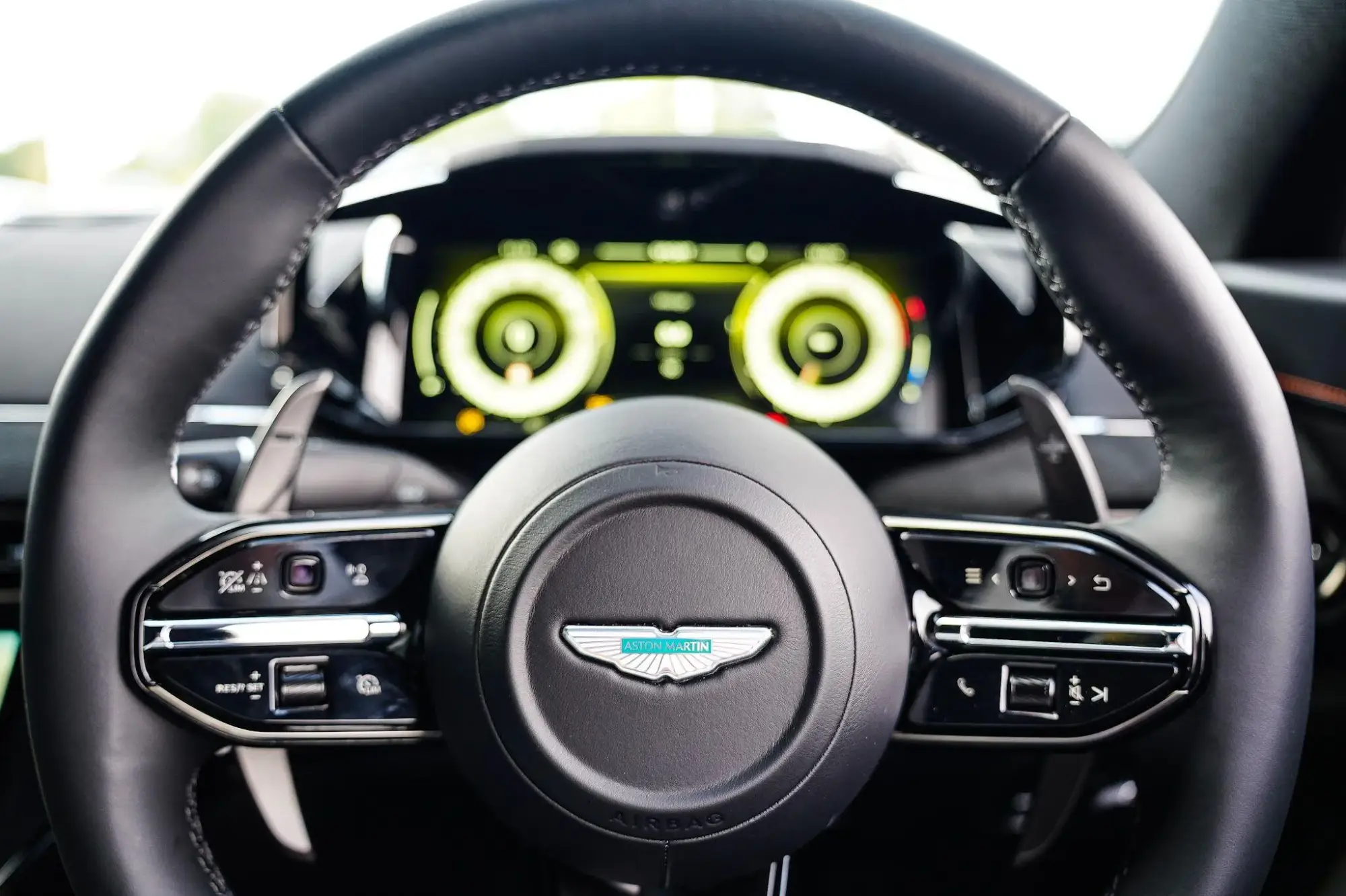 Aston Martin Vantage Image 10 Aston Martin Vantage Image 10