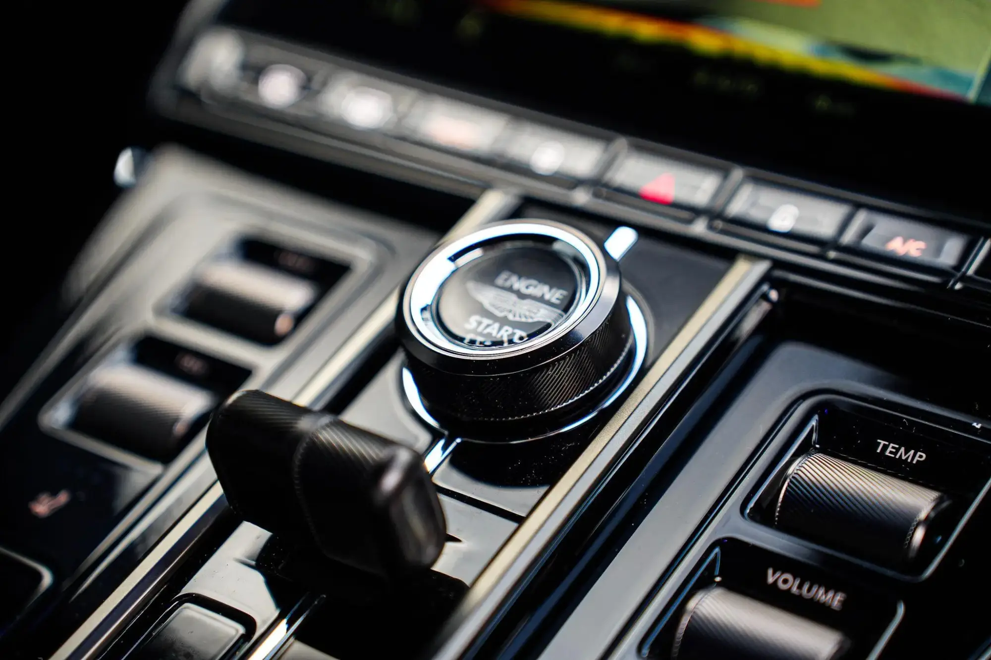 Aston Martin Vantage Image 20 Aston Martin Vantage Image 20