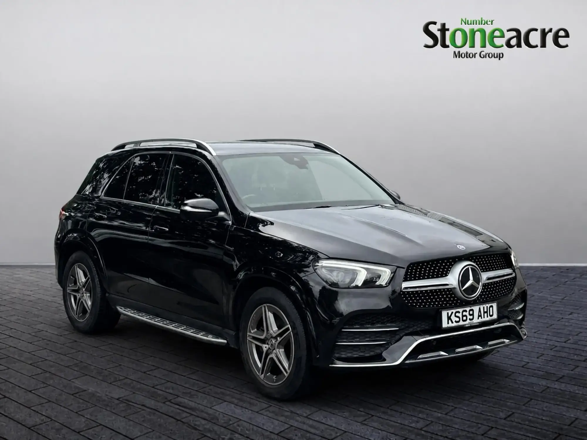 Mercedes-Benz GLE Image 1