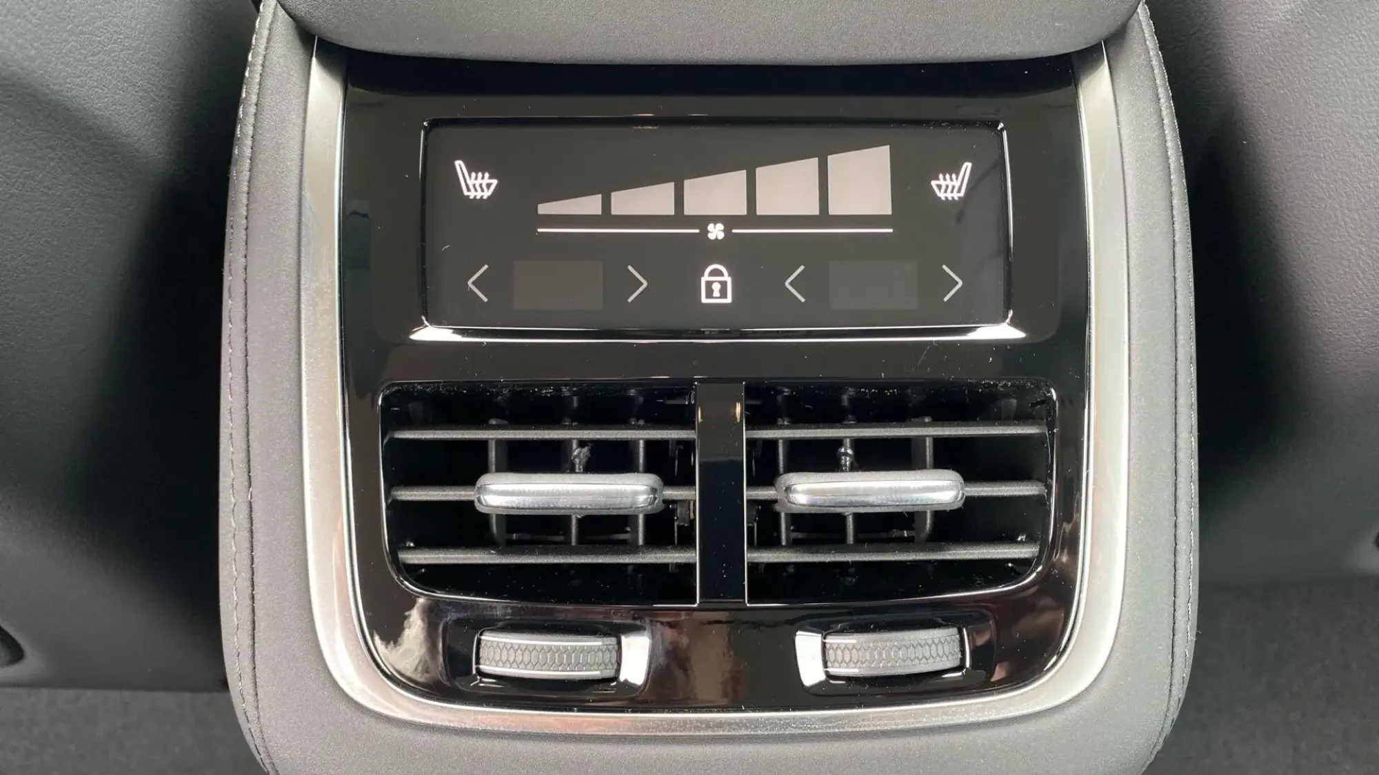 Volvo XC90 Image 29 Volvo XC90 Image 29