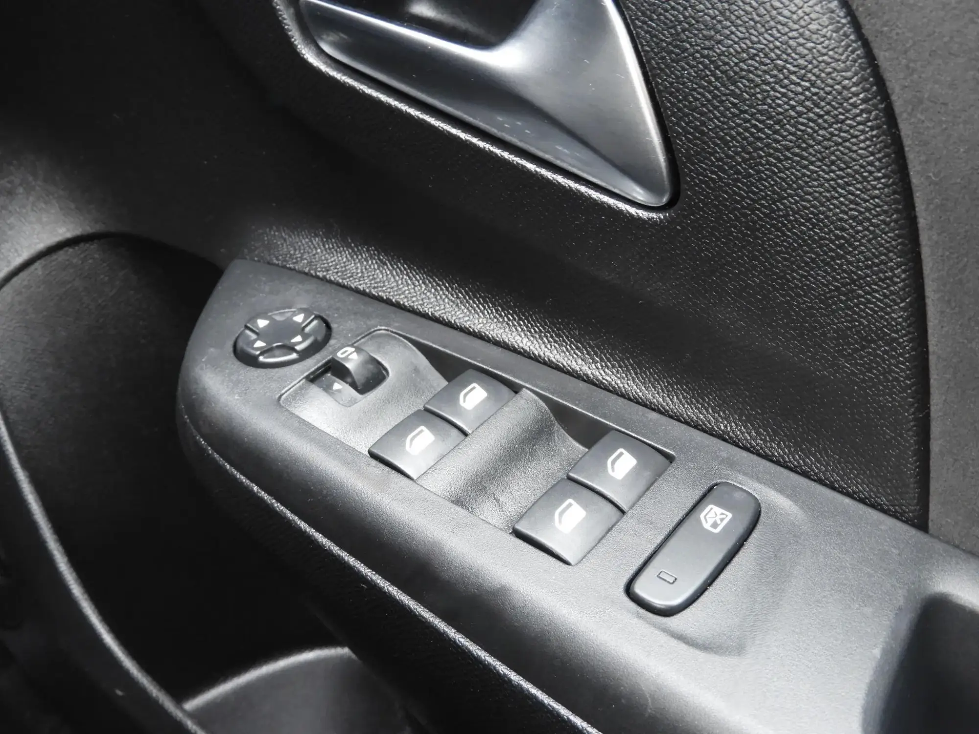 Vauxhall Corsa Image 16