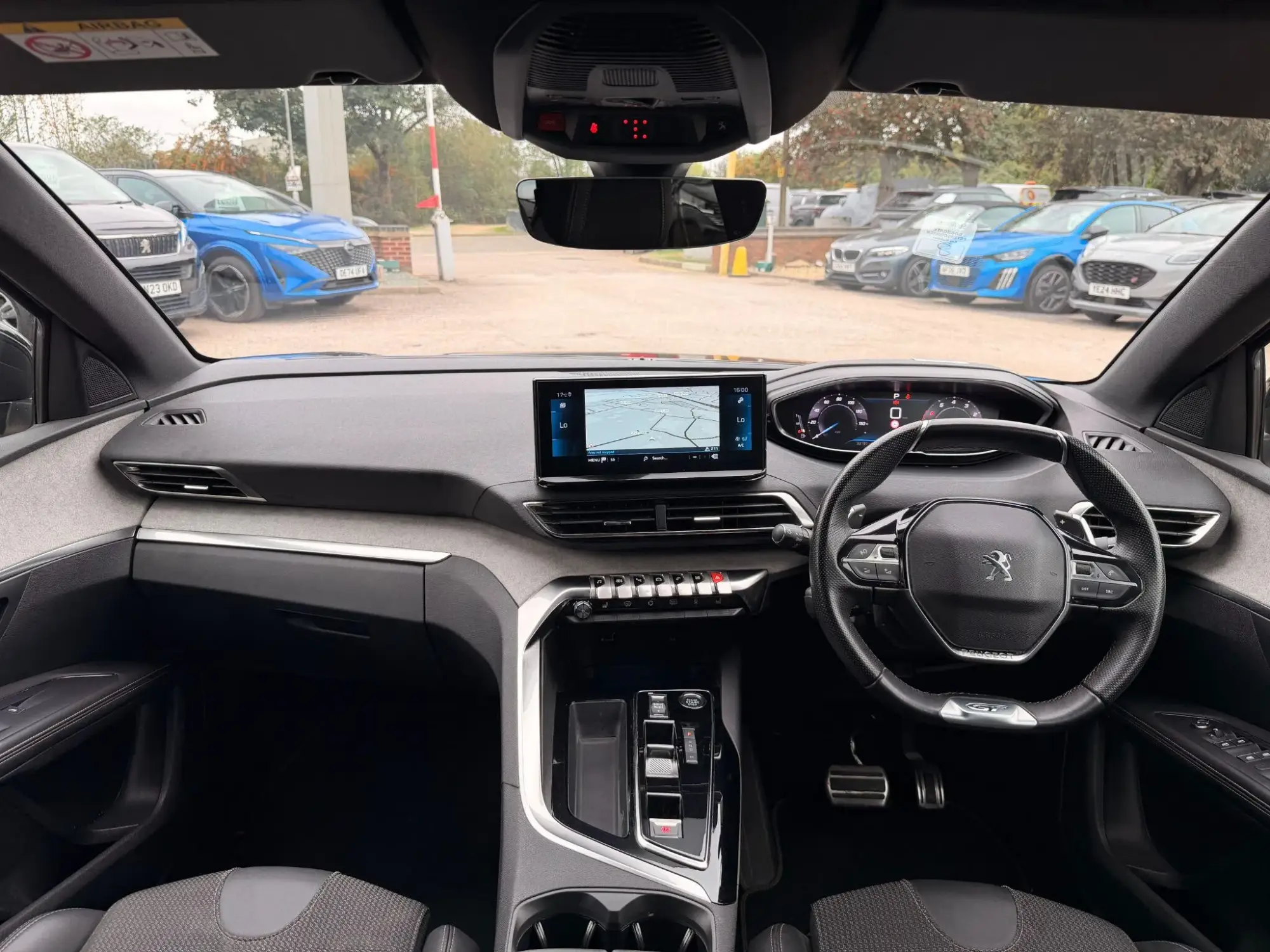 Peugeot 5008 Image 11