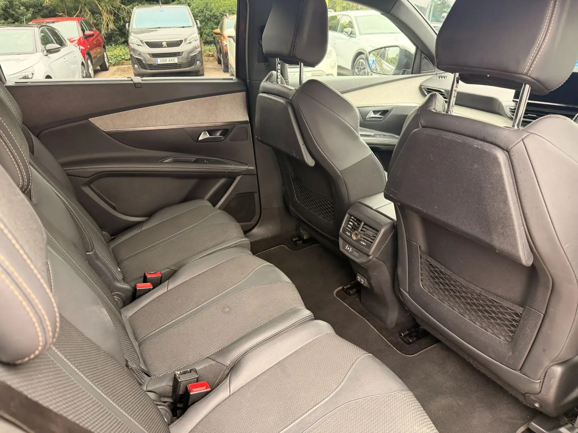 Peugeot 5008 Image 14