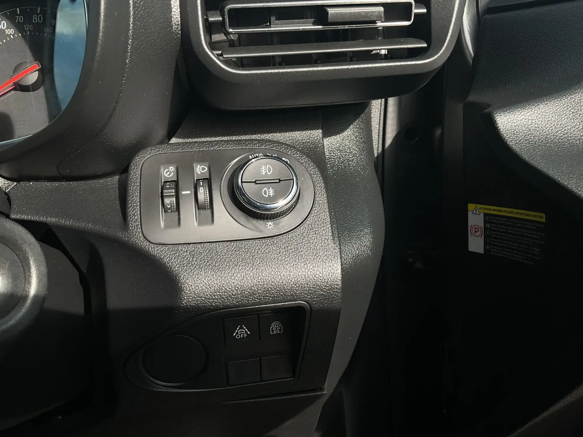 Vauxhall Combo Life Image 19 Vauxhall Combo Life Image 19