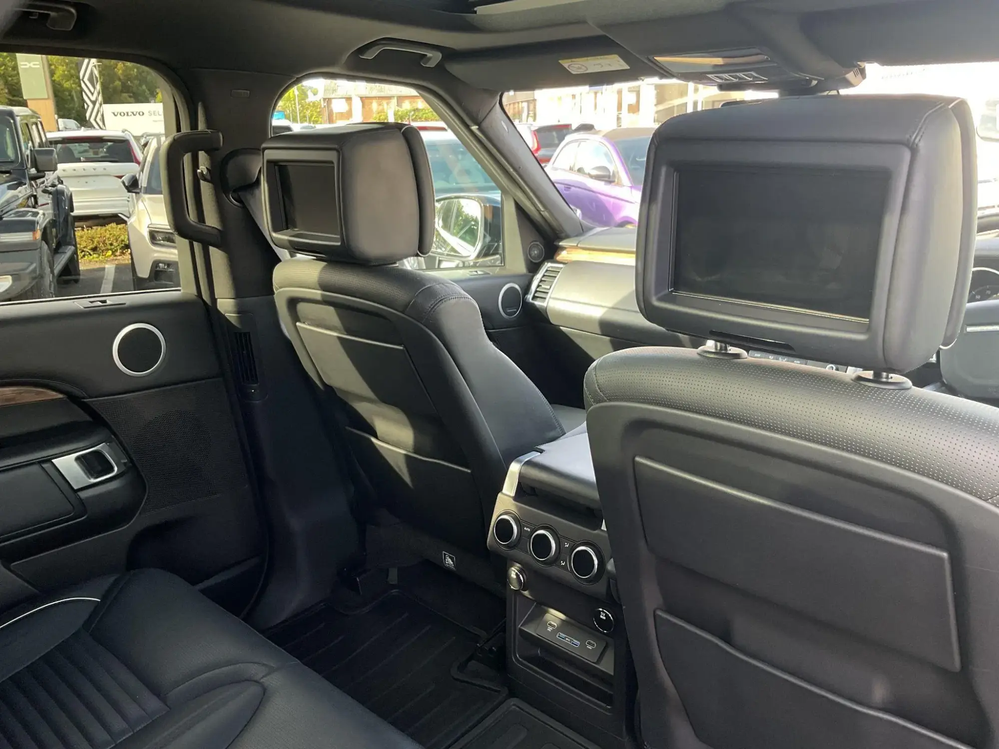 Land Rover Discovery Image 19 Land Rover Discovery Image 19