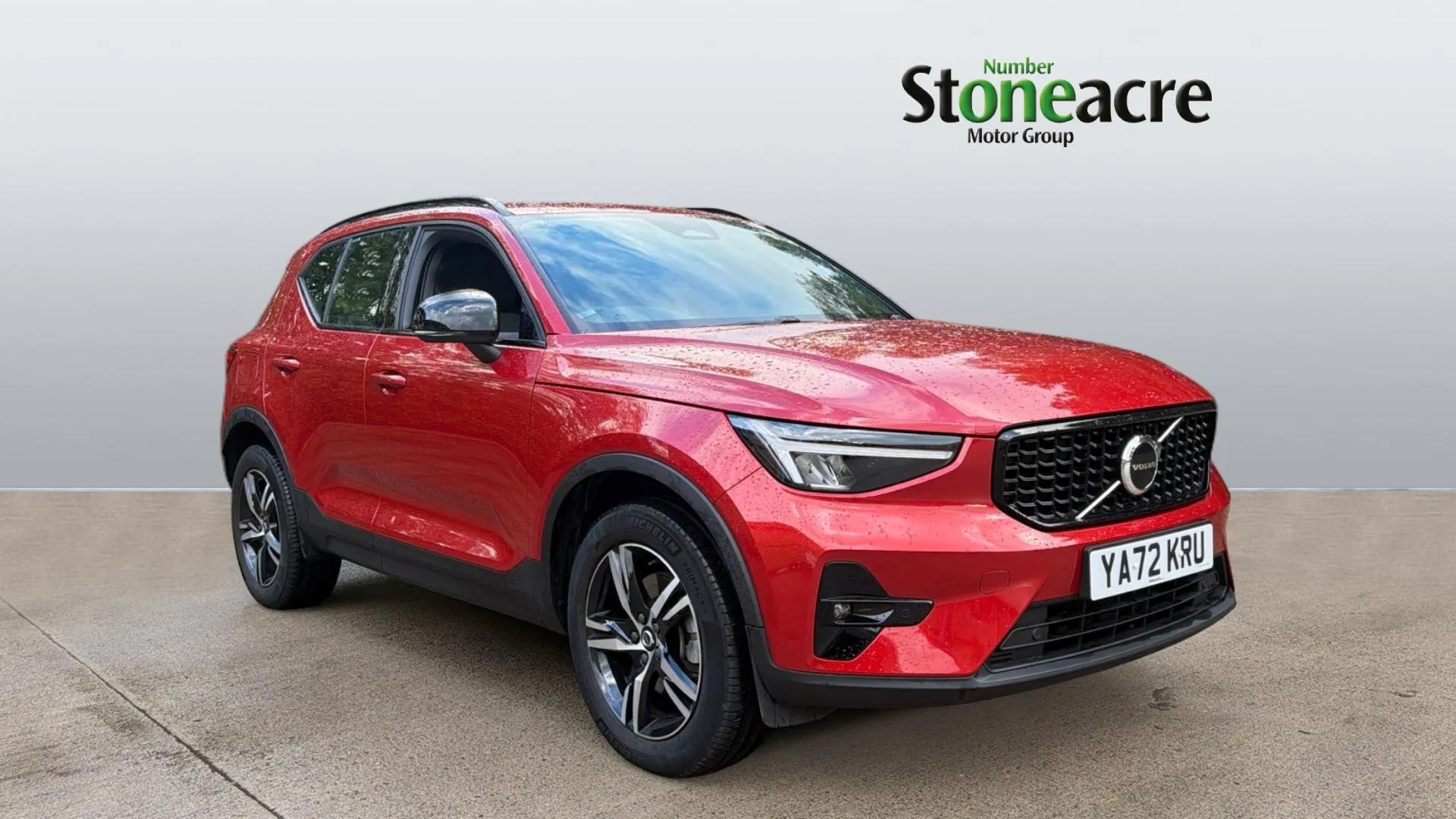 2023 Volvo XC40