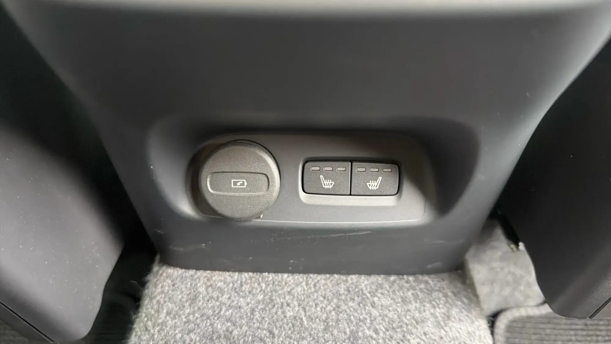 Volvo XC40 Image 15