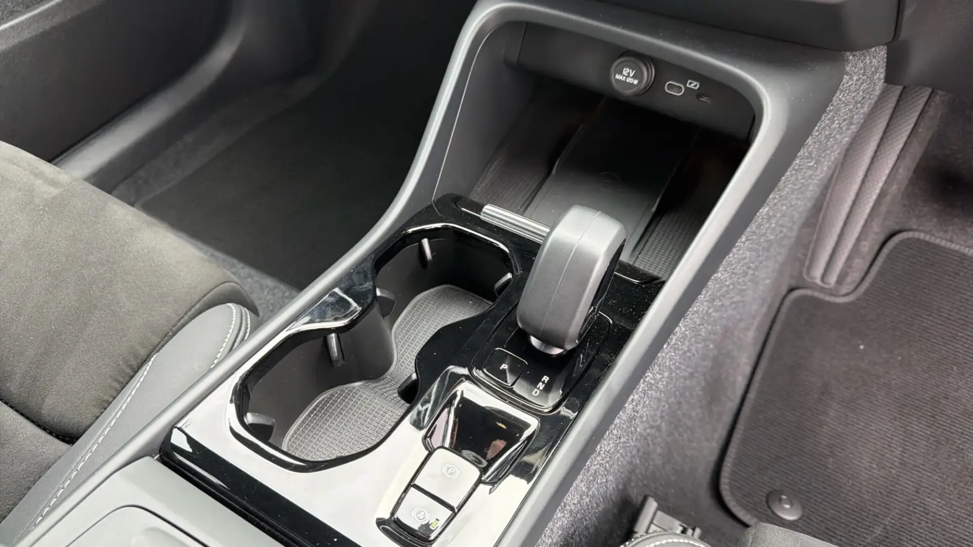 Volvo XC40 Image 18