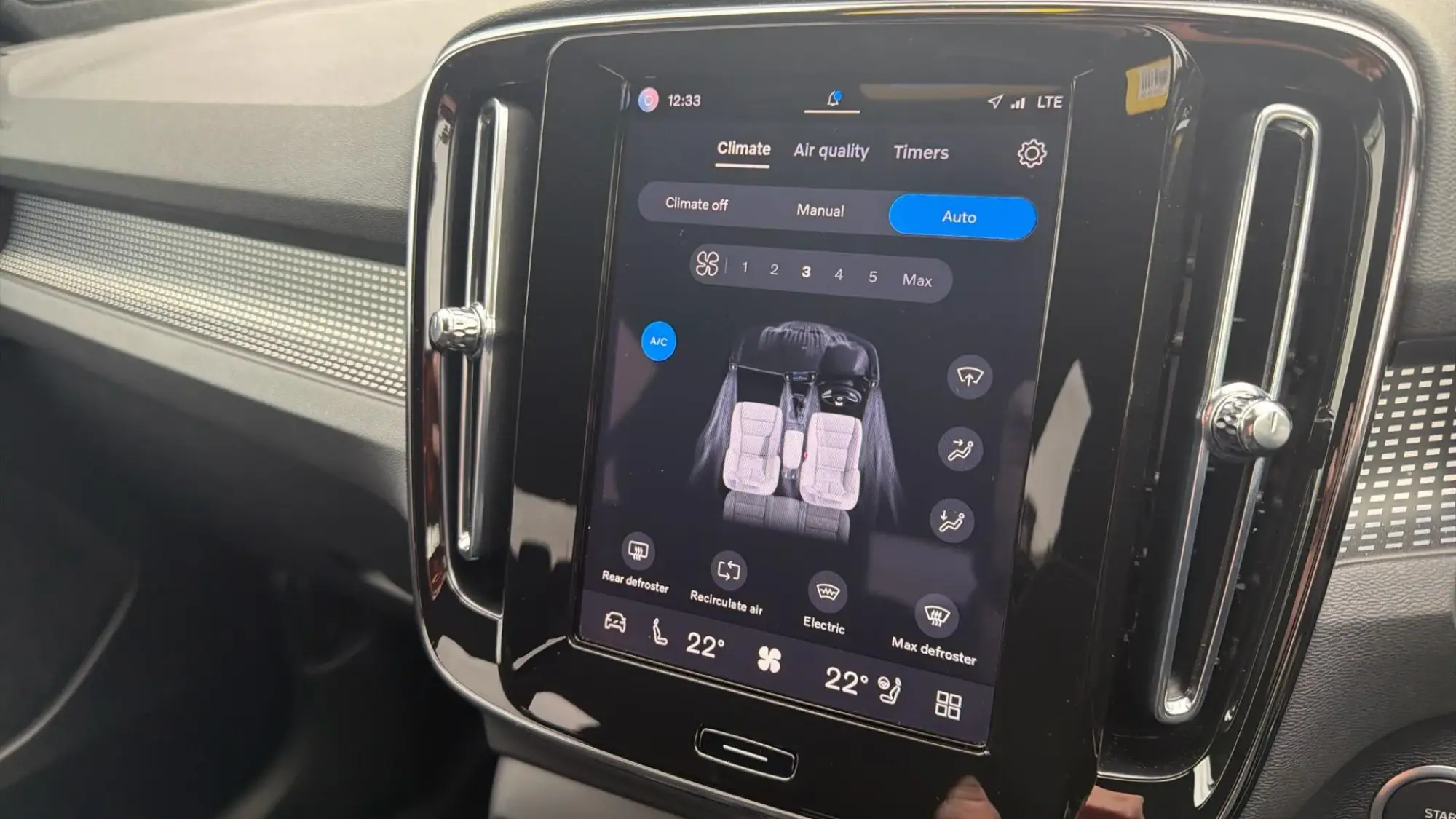Volvo XC40 Image 23
