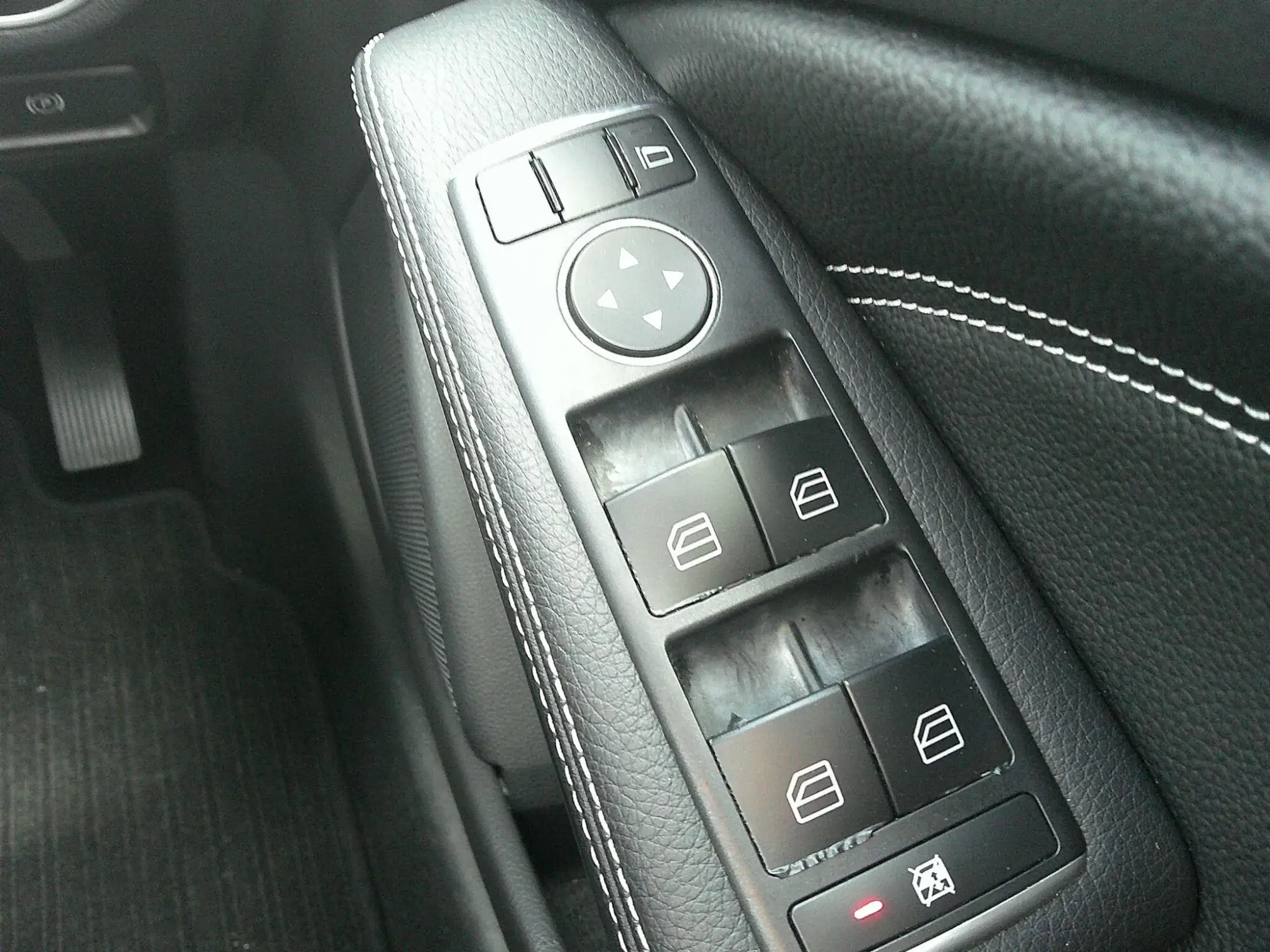 Mercedes-Benz A-Class Image 21 Mercedes-Benz A-Class Image 21
