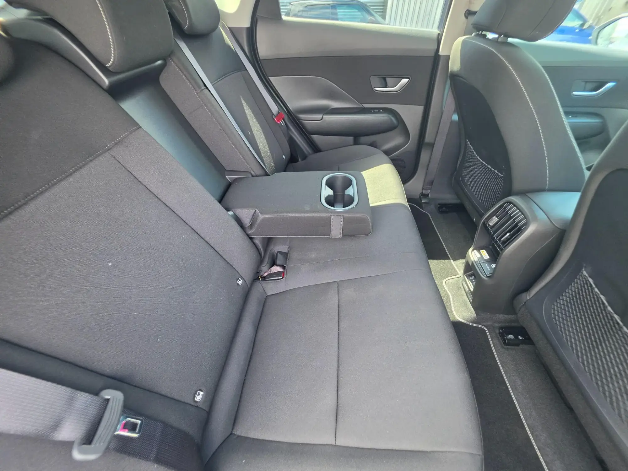 Hyundai KONA Electric Image 10