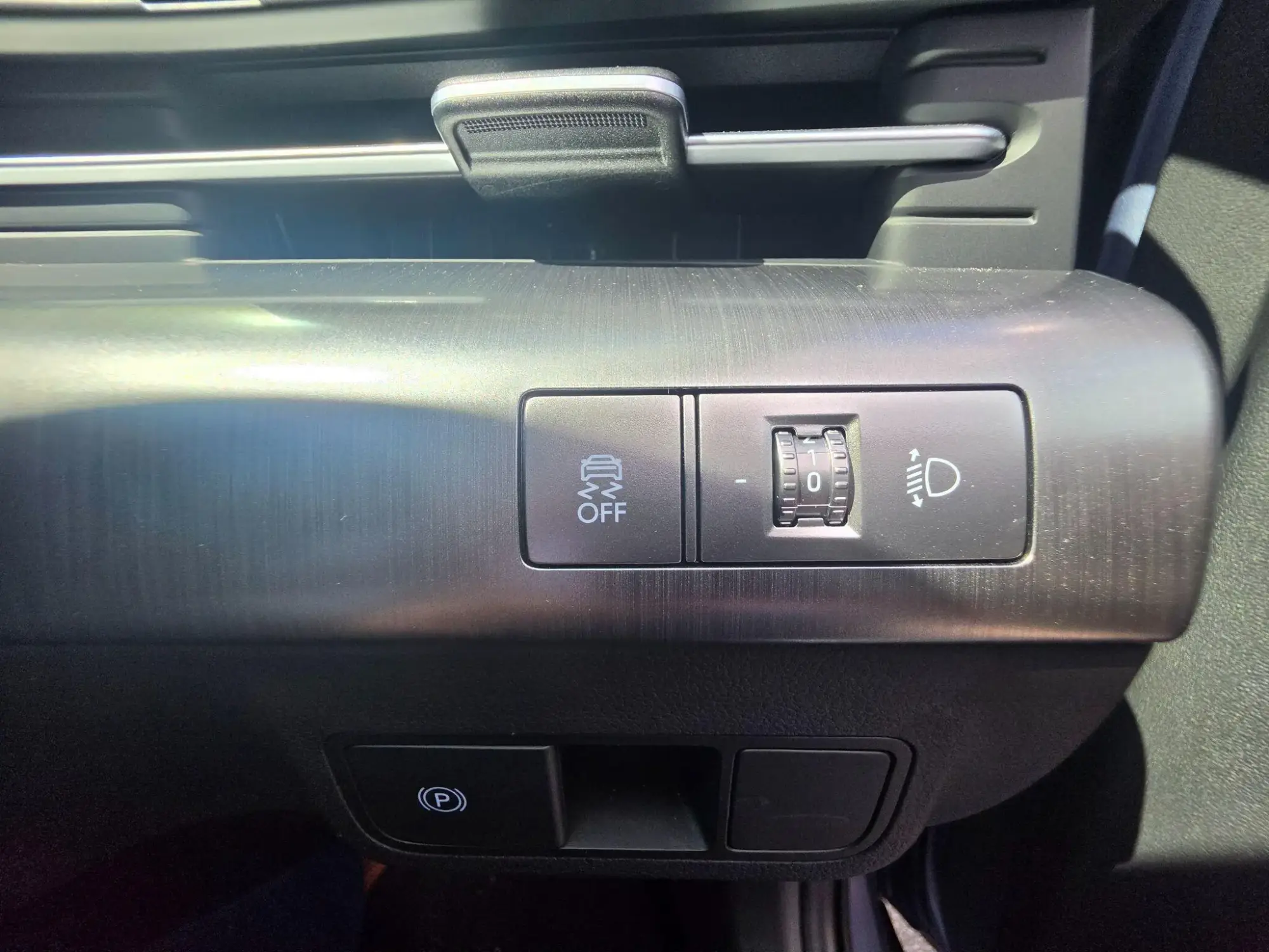 Hyundai KONA Electric Image 18