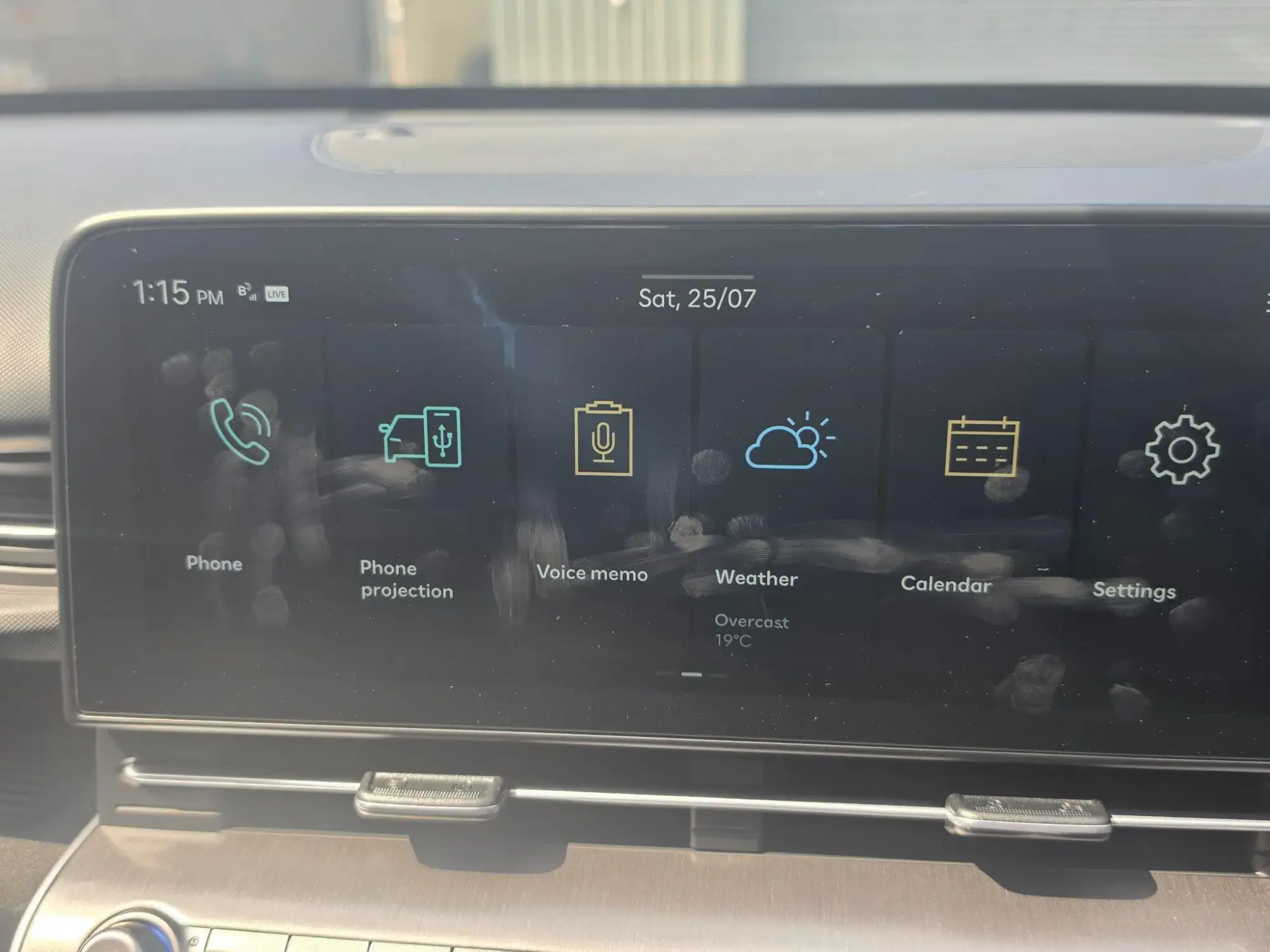 Hyundai KONA Electric Image 30