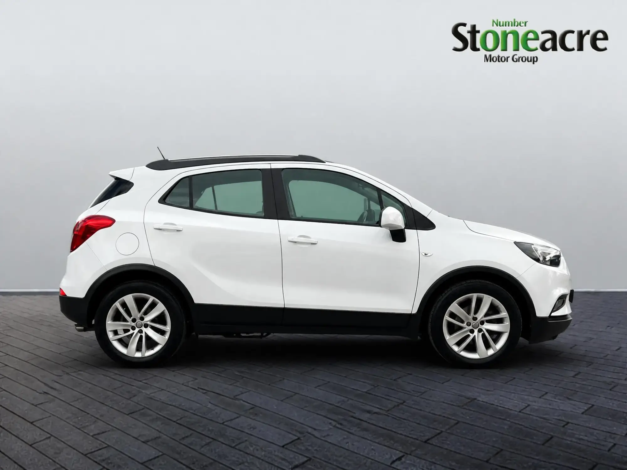 Vauxhall Mokka X 1.4T ecoTEC Design Nav 5dr VN68HME Image 2 Vauxhall Mokka X 1.4T ecoTEC Design Nav 5dr VN68HME Image 2