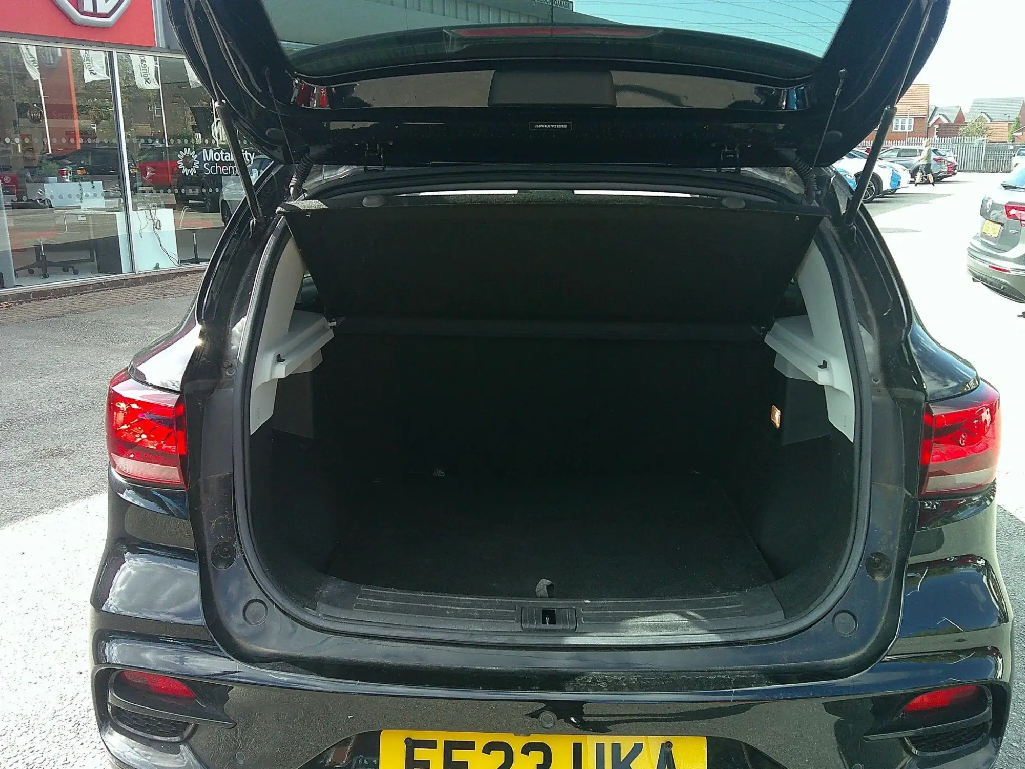 MG ZS Image 10