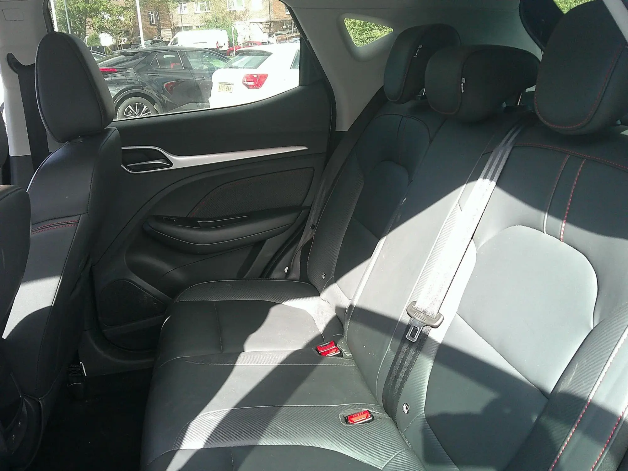 MG ZS Image 15