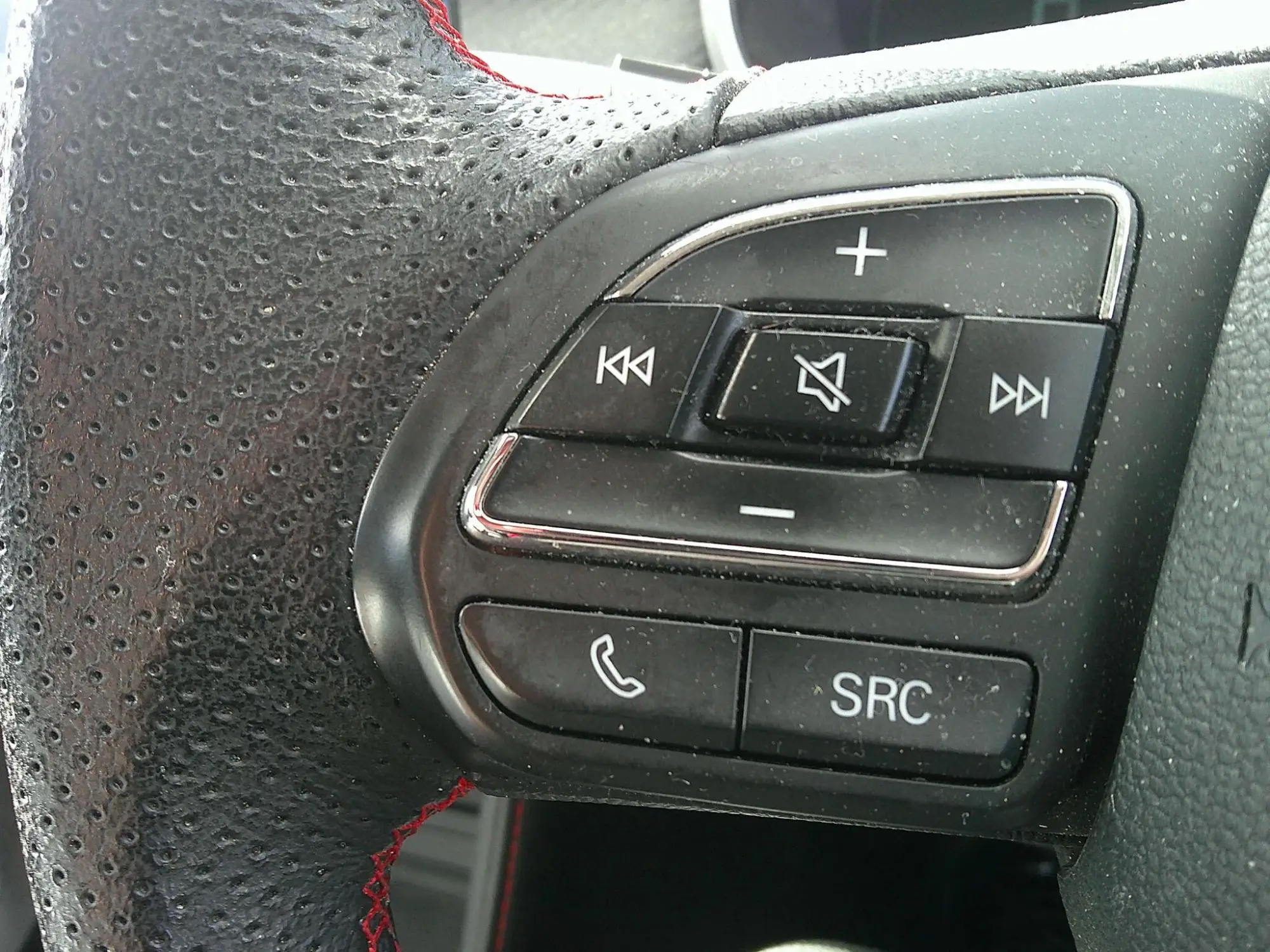 MG ZS Image 18