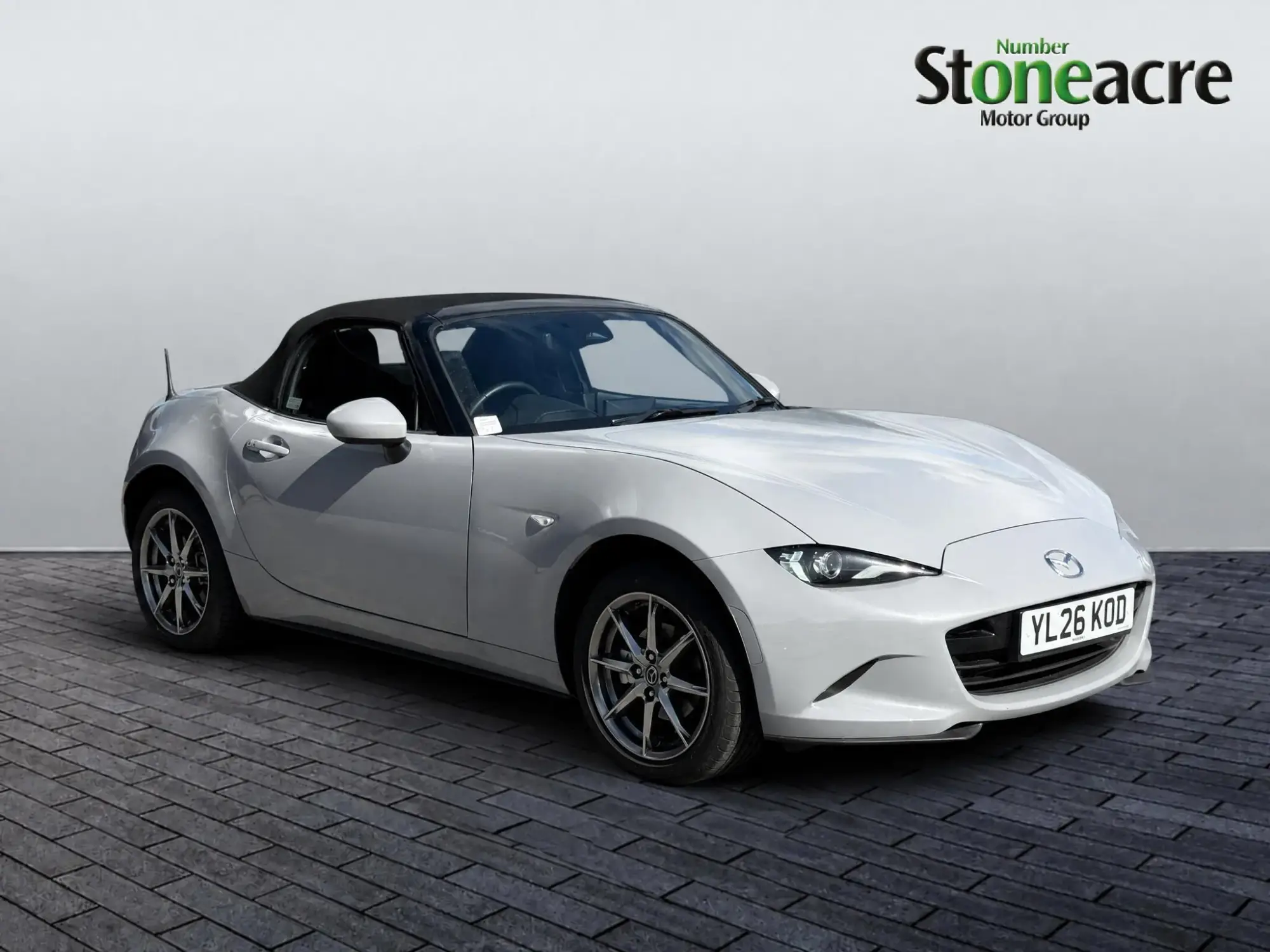 Mazda MX-5 1.5 SKYACTIV-G Exclusive-Line Roadster Euro 6 (s/s) 2dr YL26KOD Image 1 Mazda MX-5 1.5 SKYACTIV-G Exclusive-Line Roadster Euro 6 (s/s) 2dr YL26KOD Image 1