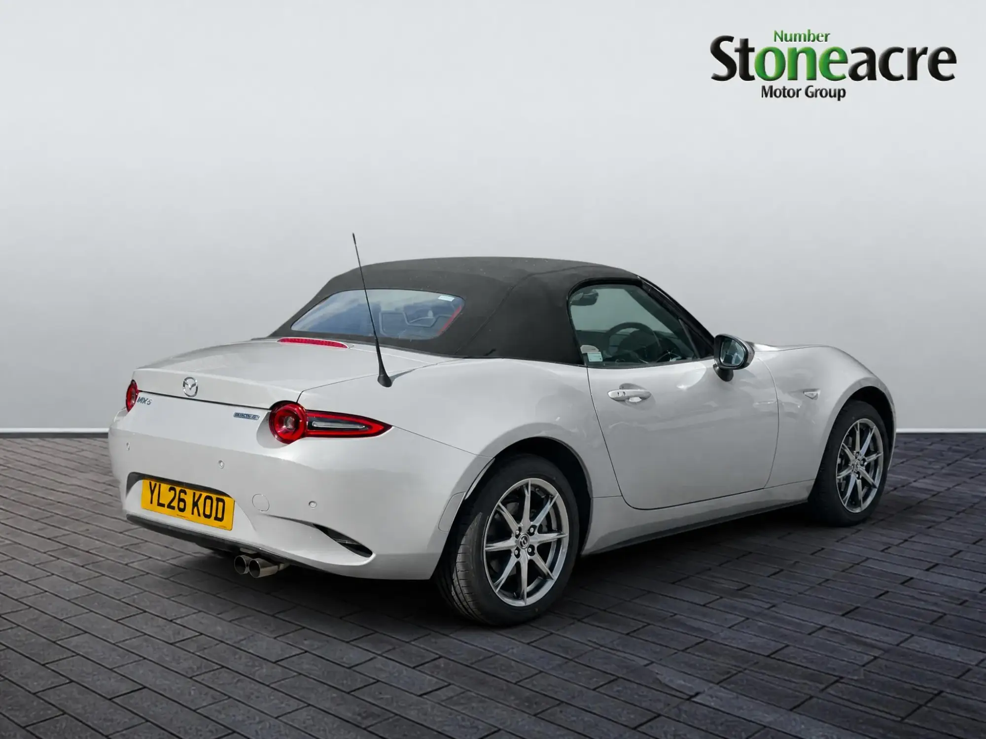 Mazda MX-5 1.5 SKYACTIV-G Exclusive-Line Roadster Euro 6 (s/s) 2dr YL26KOD Image 3 Mazda MX-5 1.5 SKYACTIV-G Exclusive-Line Roadster Euro 6 (s/s) 2dr YL26KOD Image 3