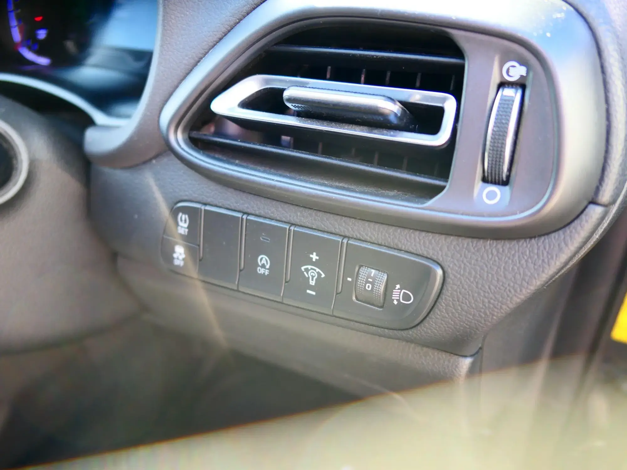 Hyundai i30 Image 17
