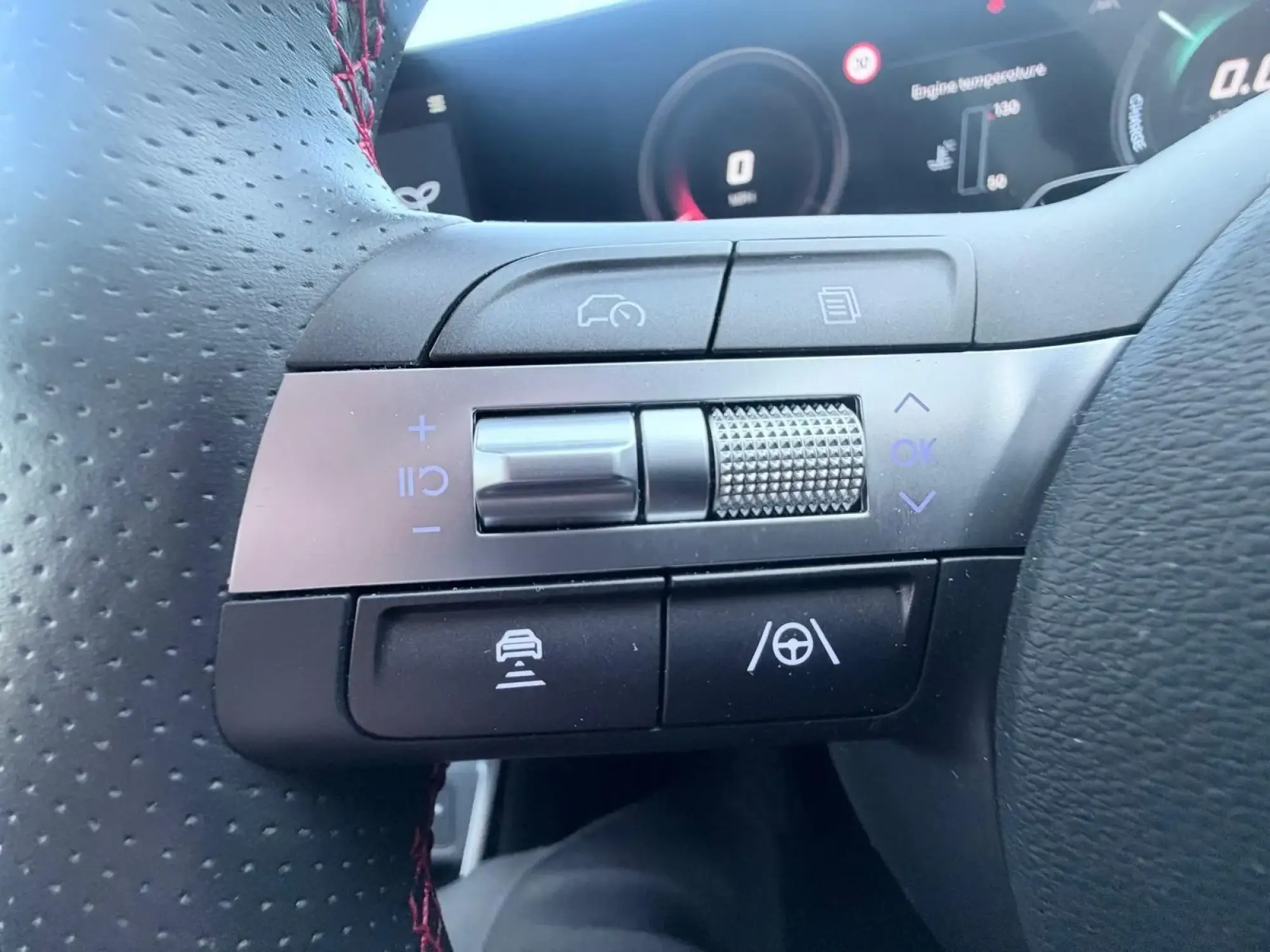 Hyundai KONA Image 13
