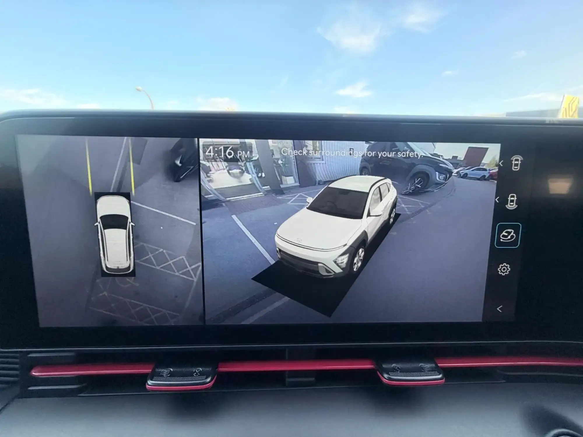 Hyundai KONA Image 24