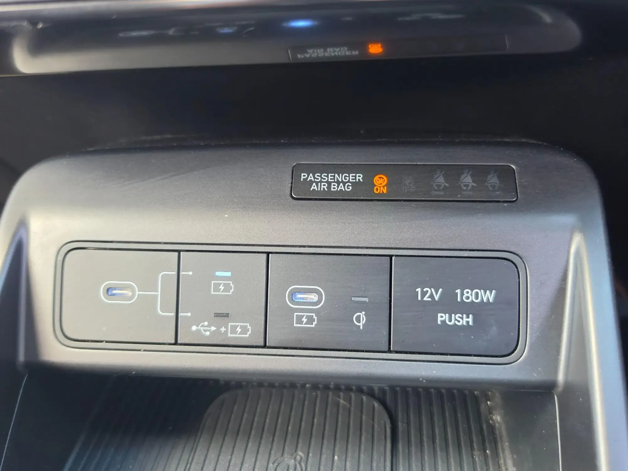 Hyundai KONA Image 18 Hyundai KONA Image 18