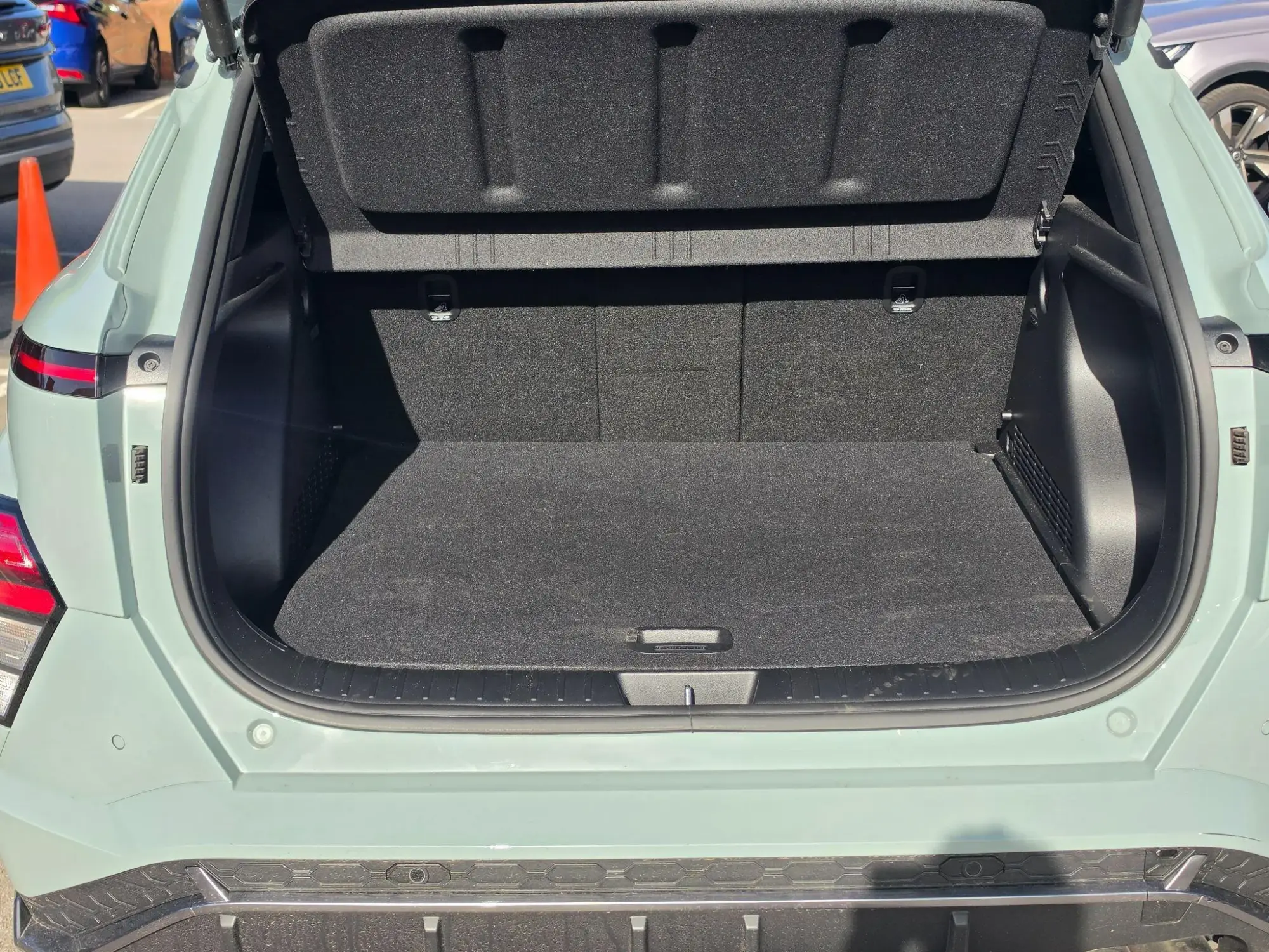Hyundai KONA Image 32 Hyundai KONA Image 32