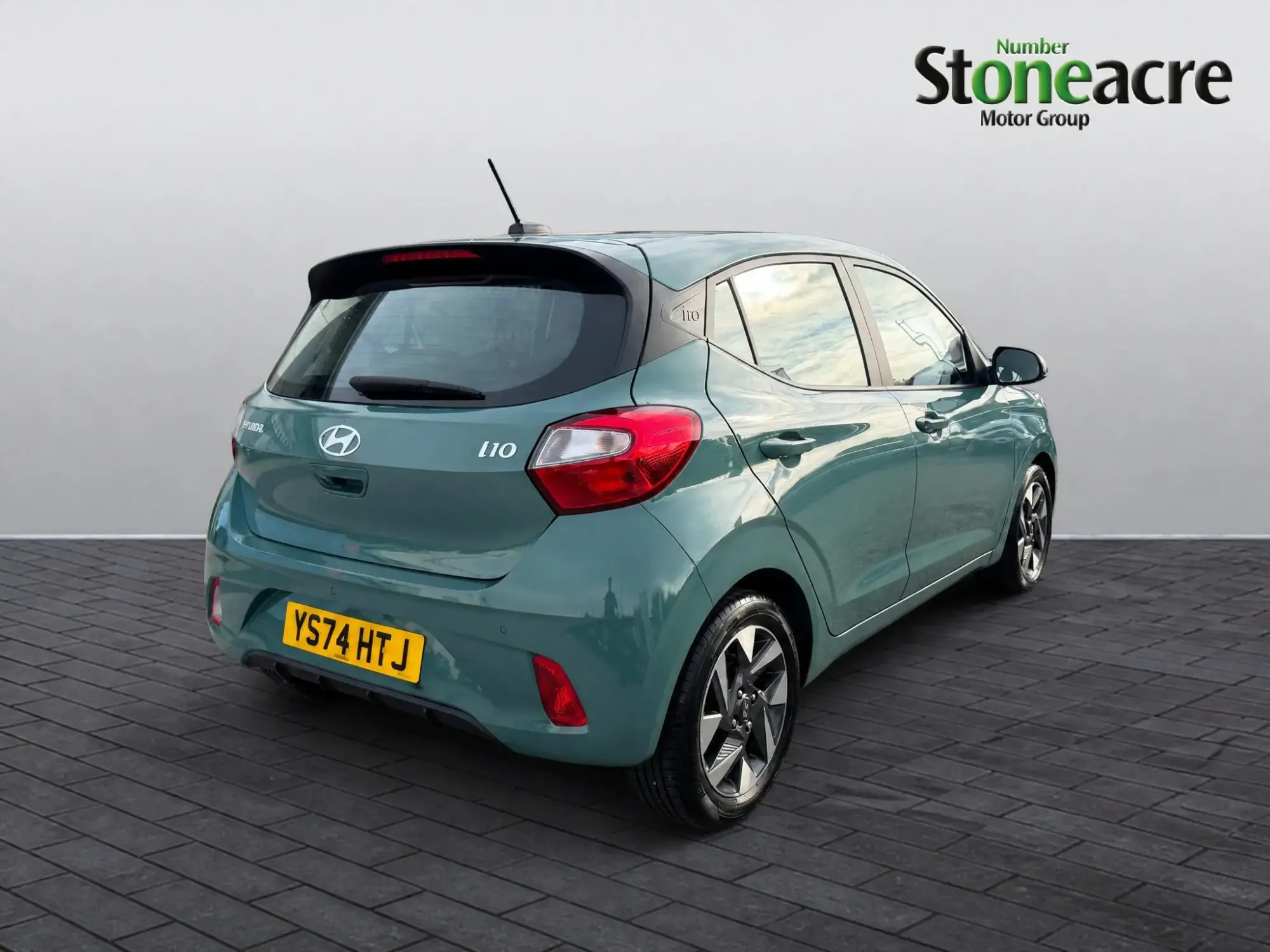 Hyundai i10 Image 3 Hyundai i10 Image 3