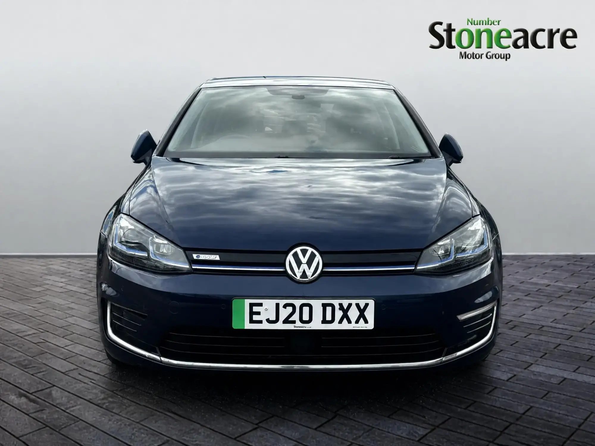 Volkswagen e-Golf Image 8