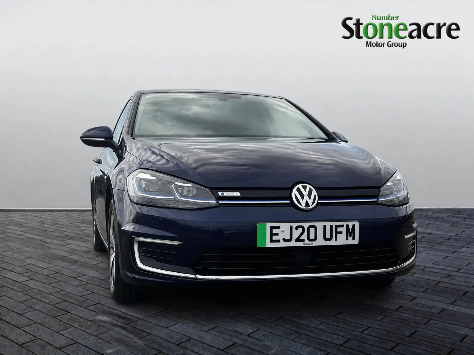 Volkswagen e-Golf Image 9
