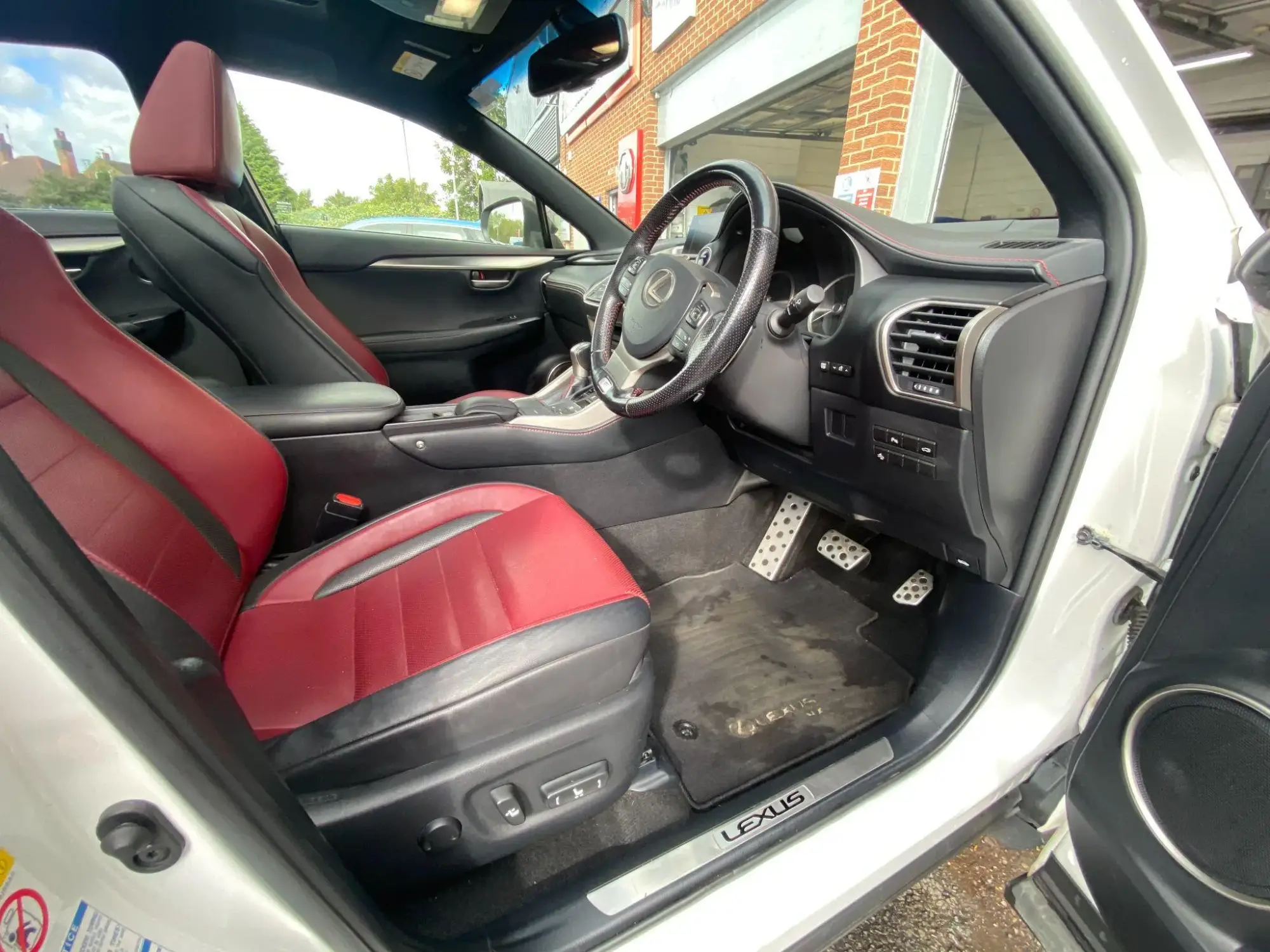 Lexus NX Self-Charging Hybrid Image 9