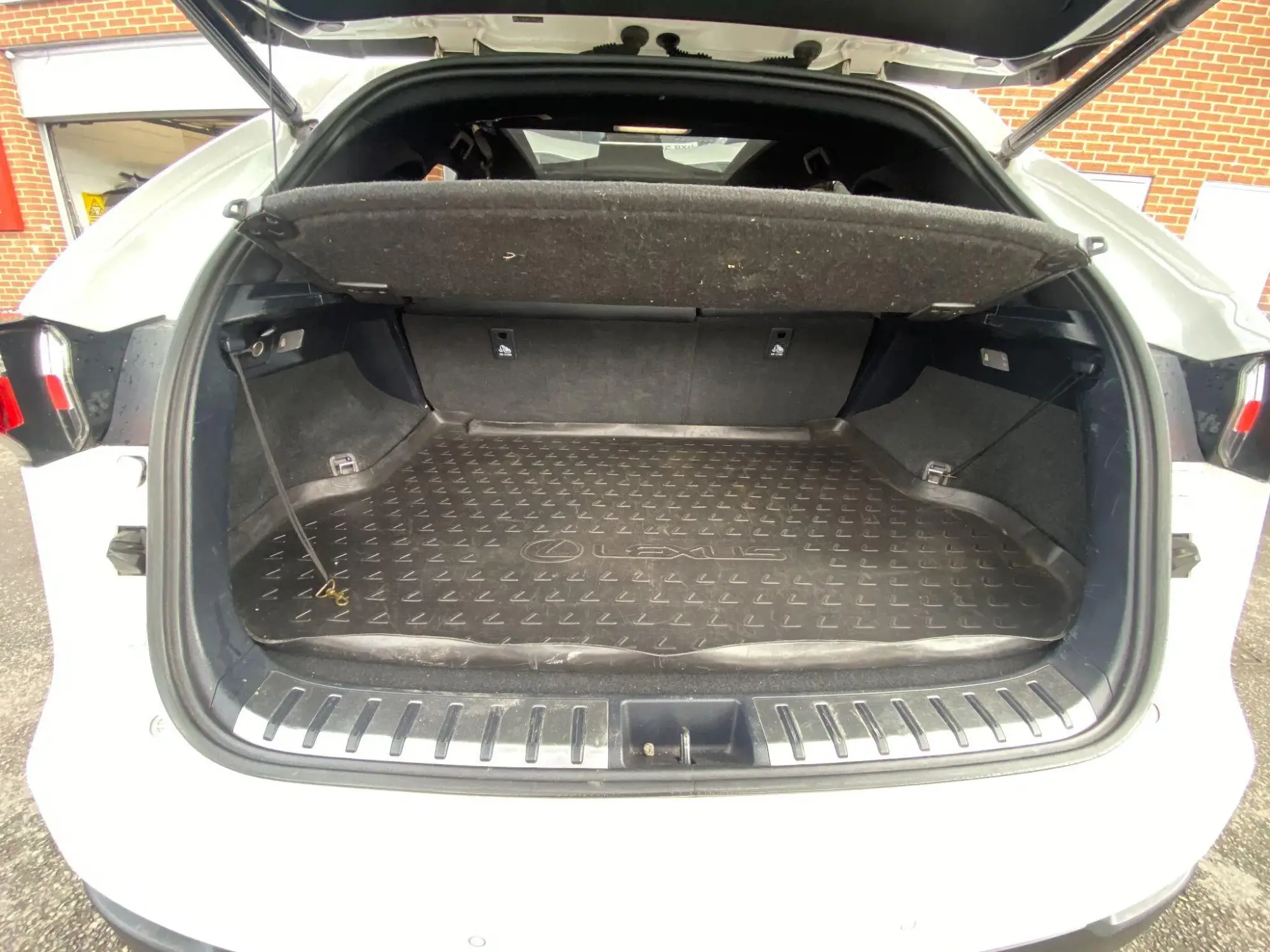 Lexus NX Self-Charging Hybrid Image 15