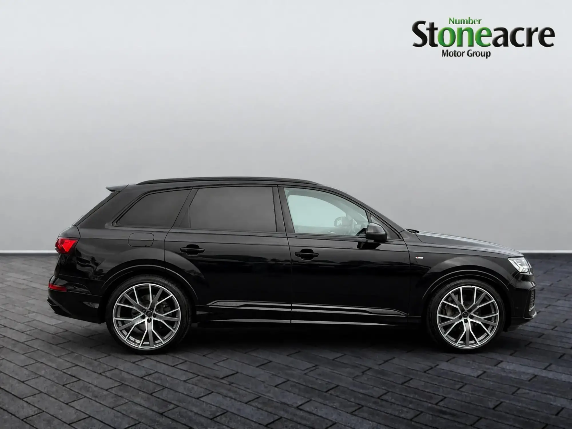 Audi Q7 Image 2 Audi Q7 Image 2