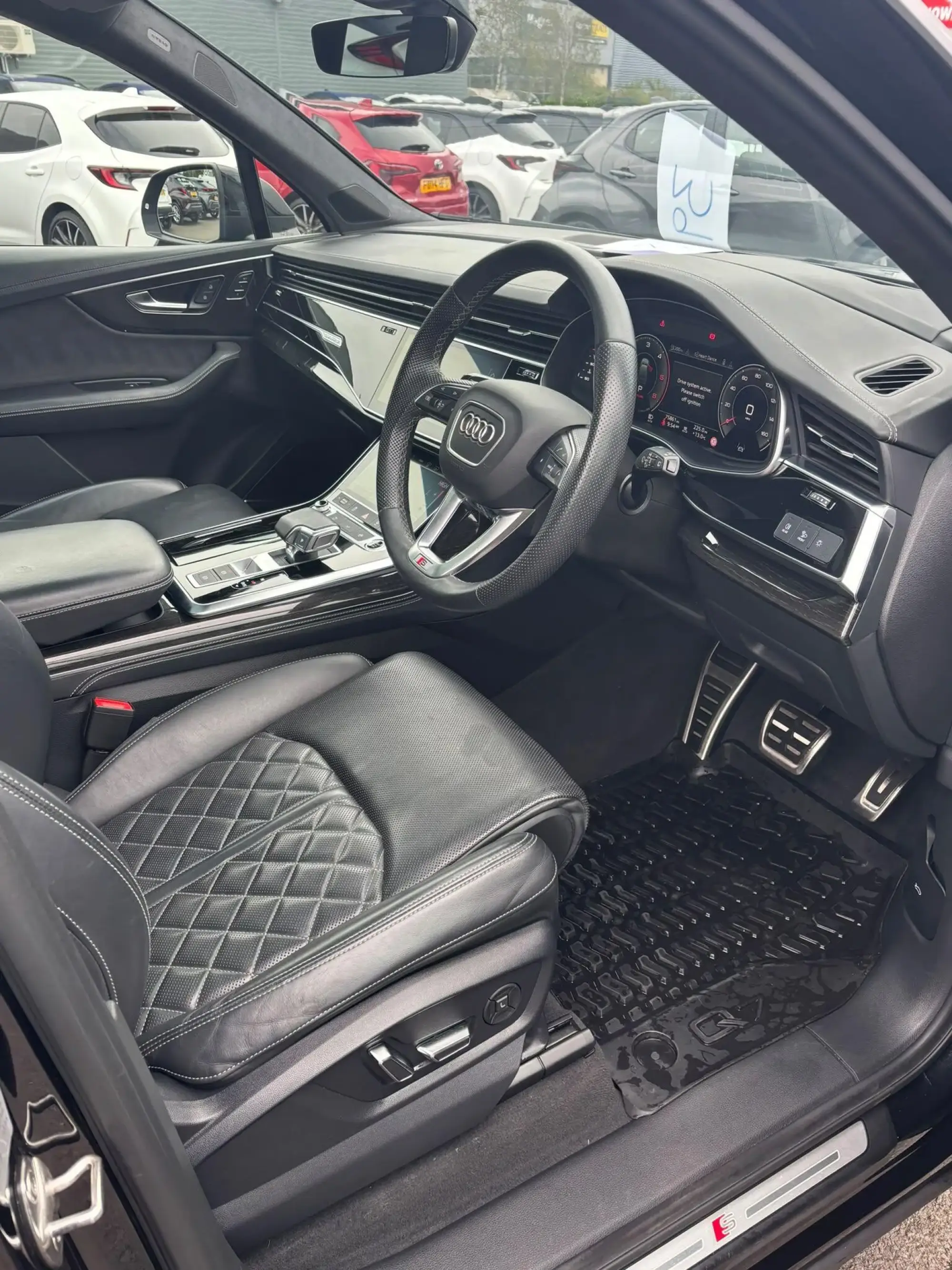 Audi Q7 Image 12 Audi Q7 Image 12